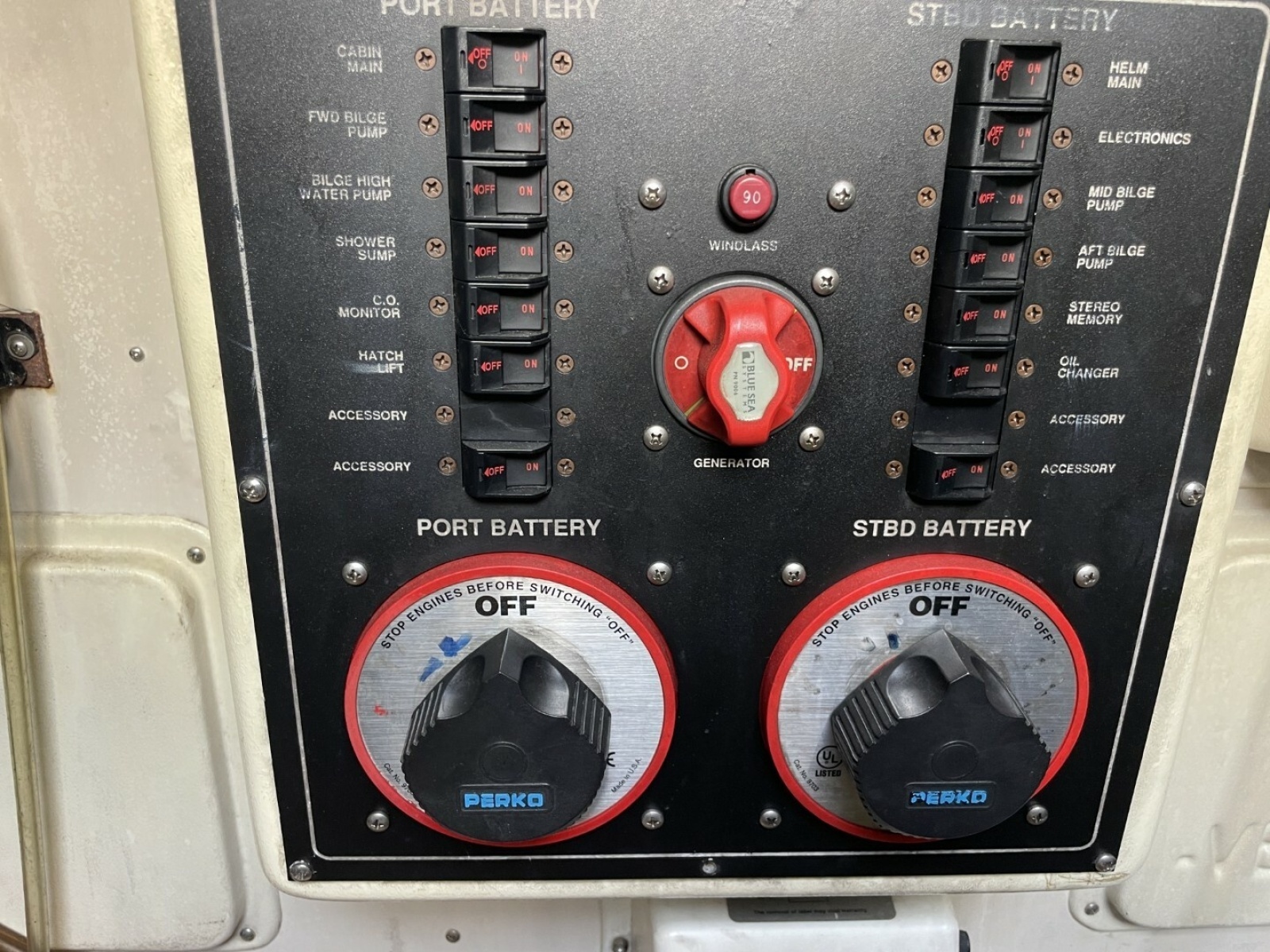 Illuminator 31ft Luhrs Yacht For Sale