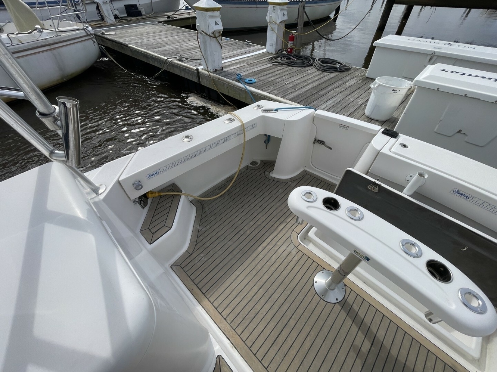 Illuminator 31ft Luhrs Yacht For Sale