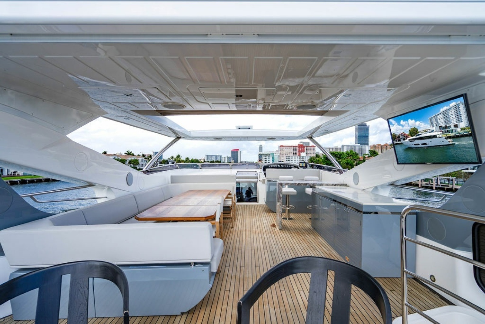 Star of the Sea 95ft Sunseeker Yacht For Sale