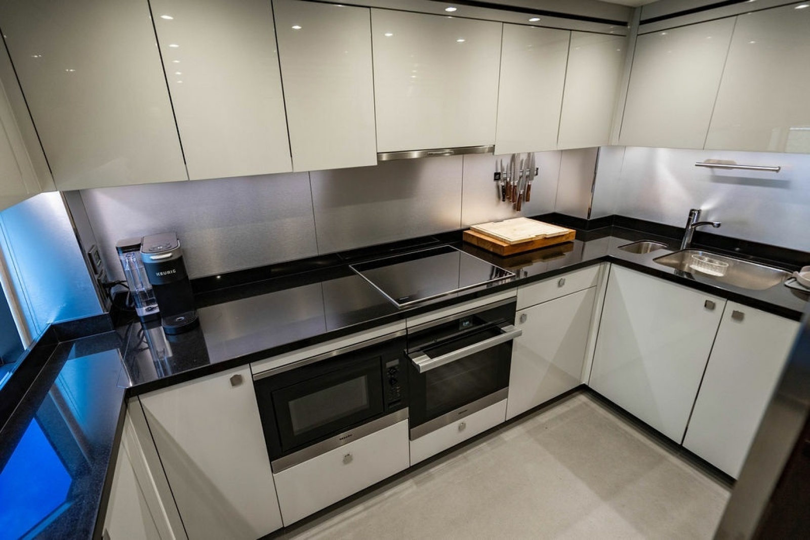 Star of the Sea 95ft Sunseeker Yacht For Sale