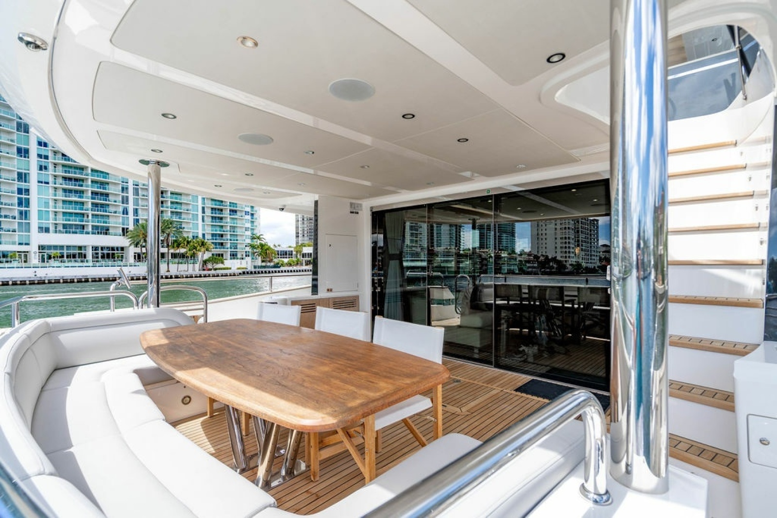 Star of the Sea 95ft Sunseeker Yacht For Sale