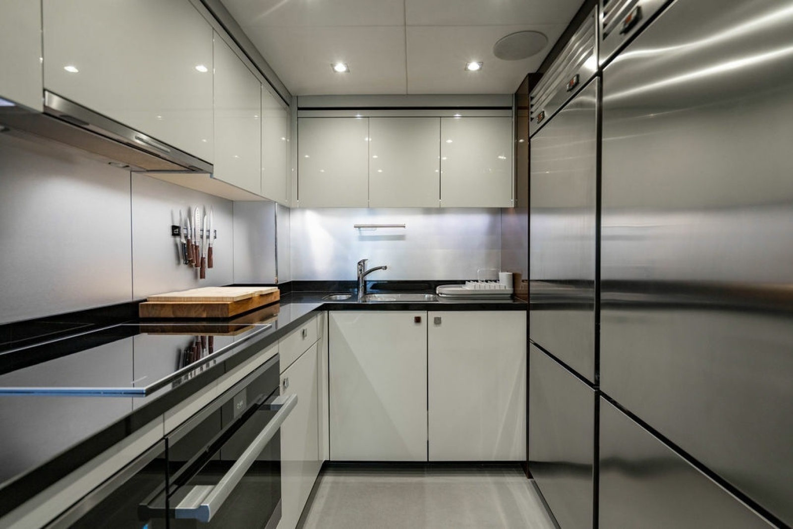 Star of the Sea 95ft Sunseeker Yacht For Sale