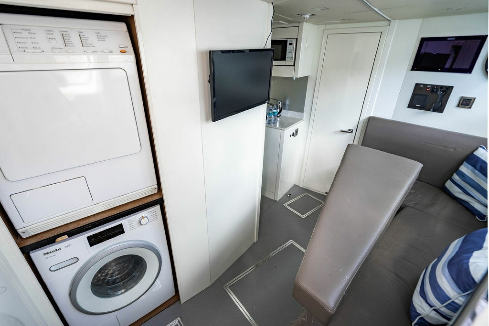 Star of the Sea 95ft Sunseeker Yacht For Sale