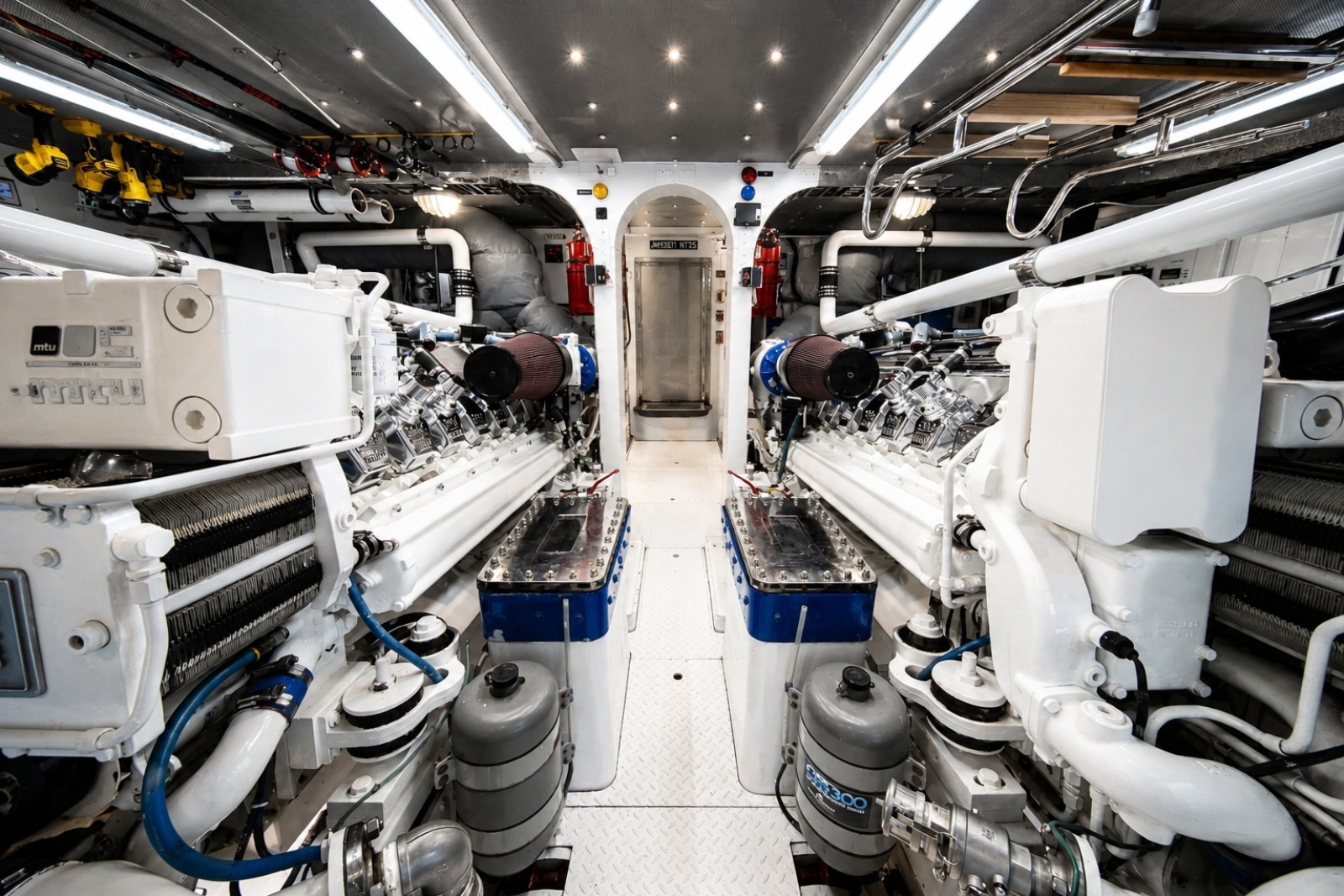 049 Engine Room