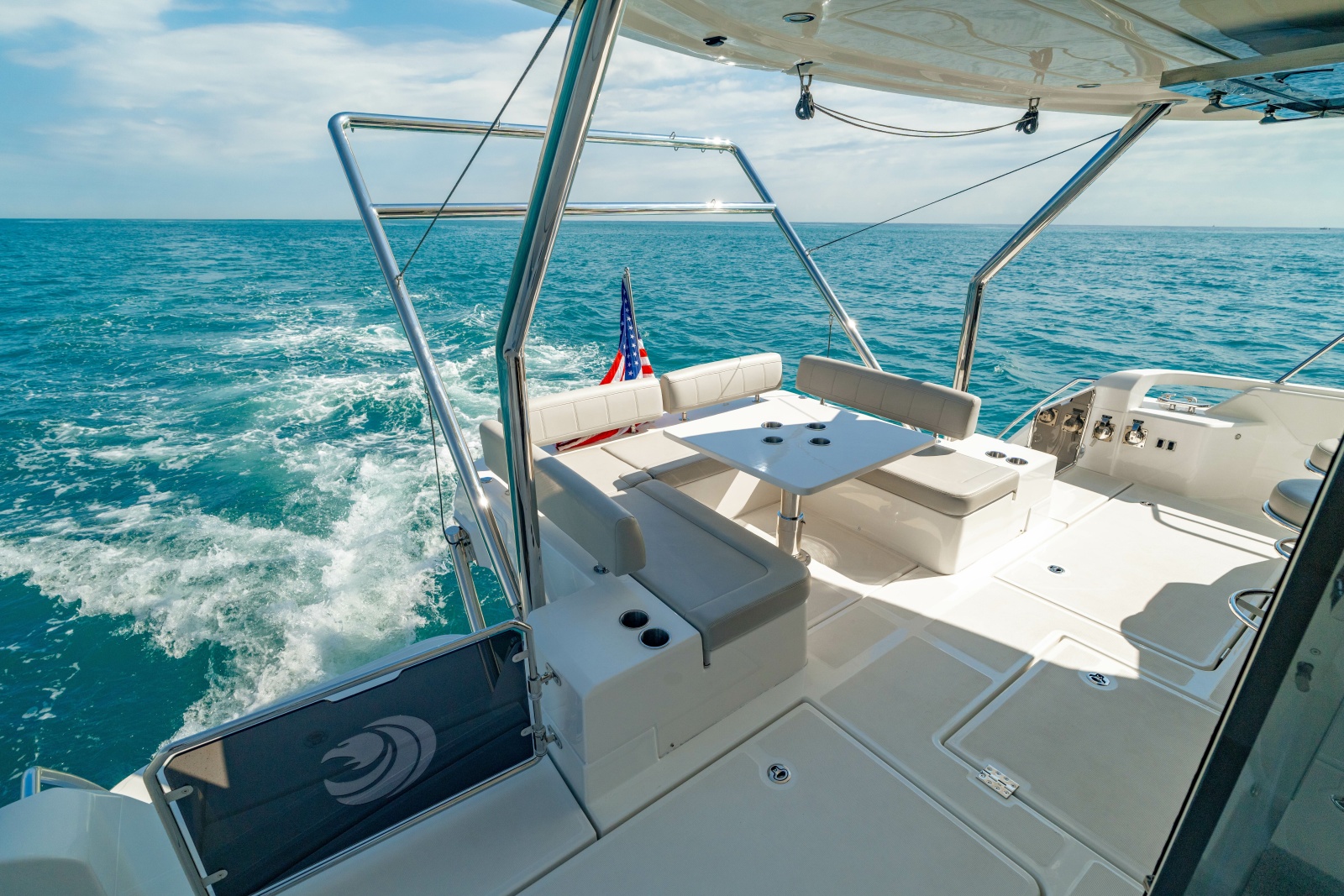 44' 2024 Aquila 44 Yacht