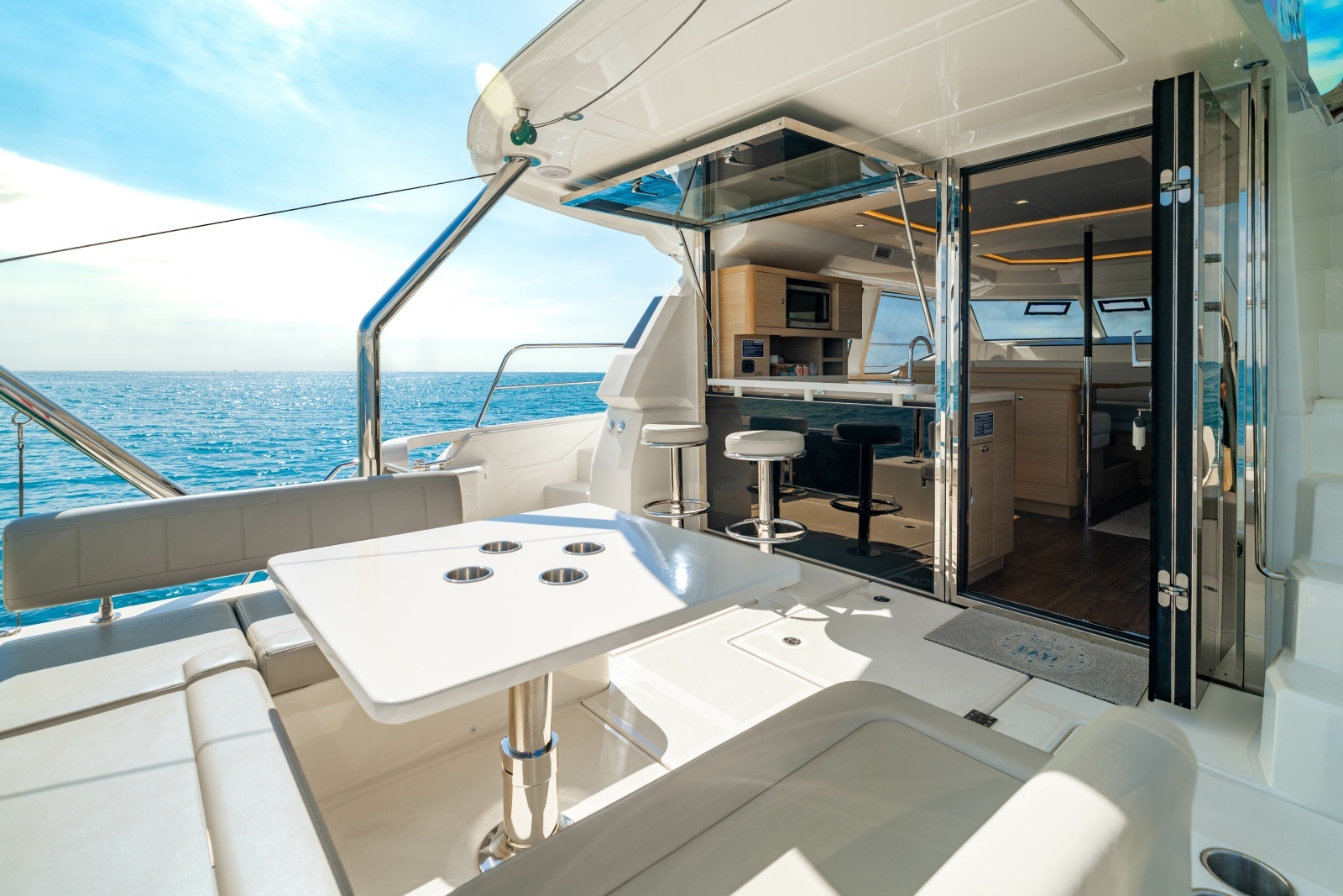 44ft Aquila Yacht For Sale