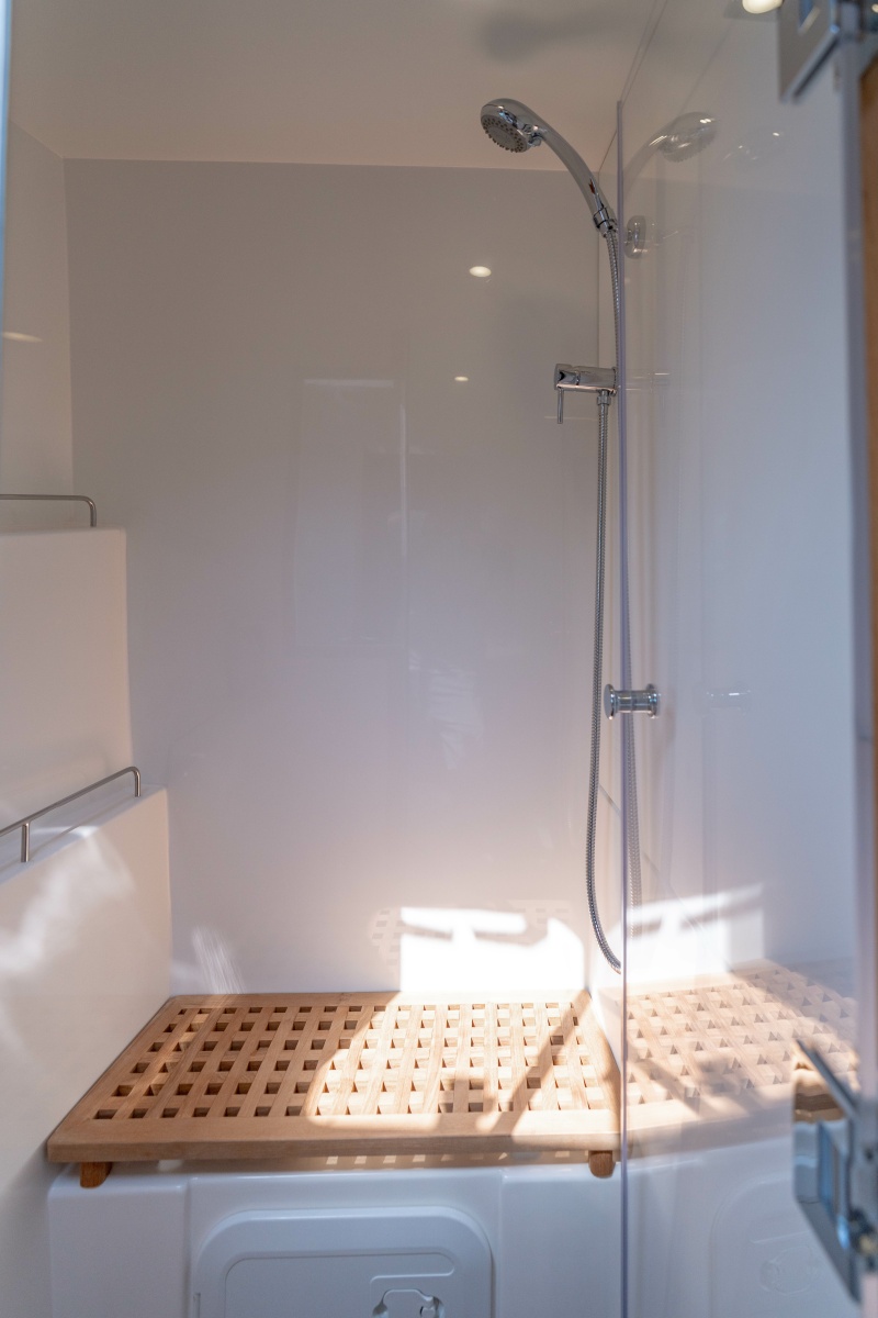 44' 2024 Aquila 44 Yacht