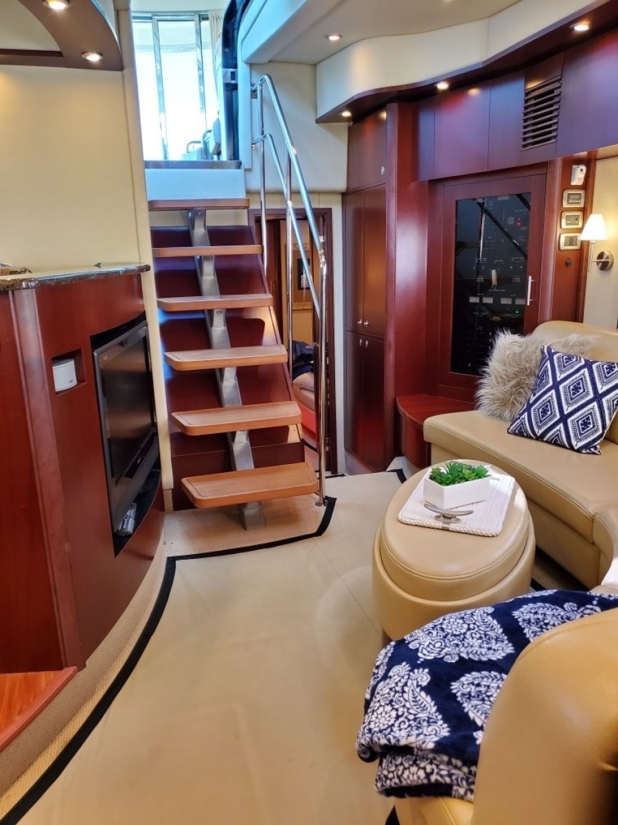 Changing Seas 60ft Sea Ray Yacht For Sale