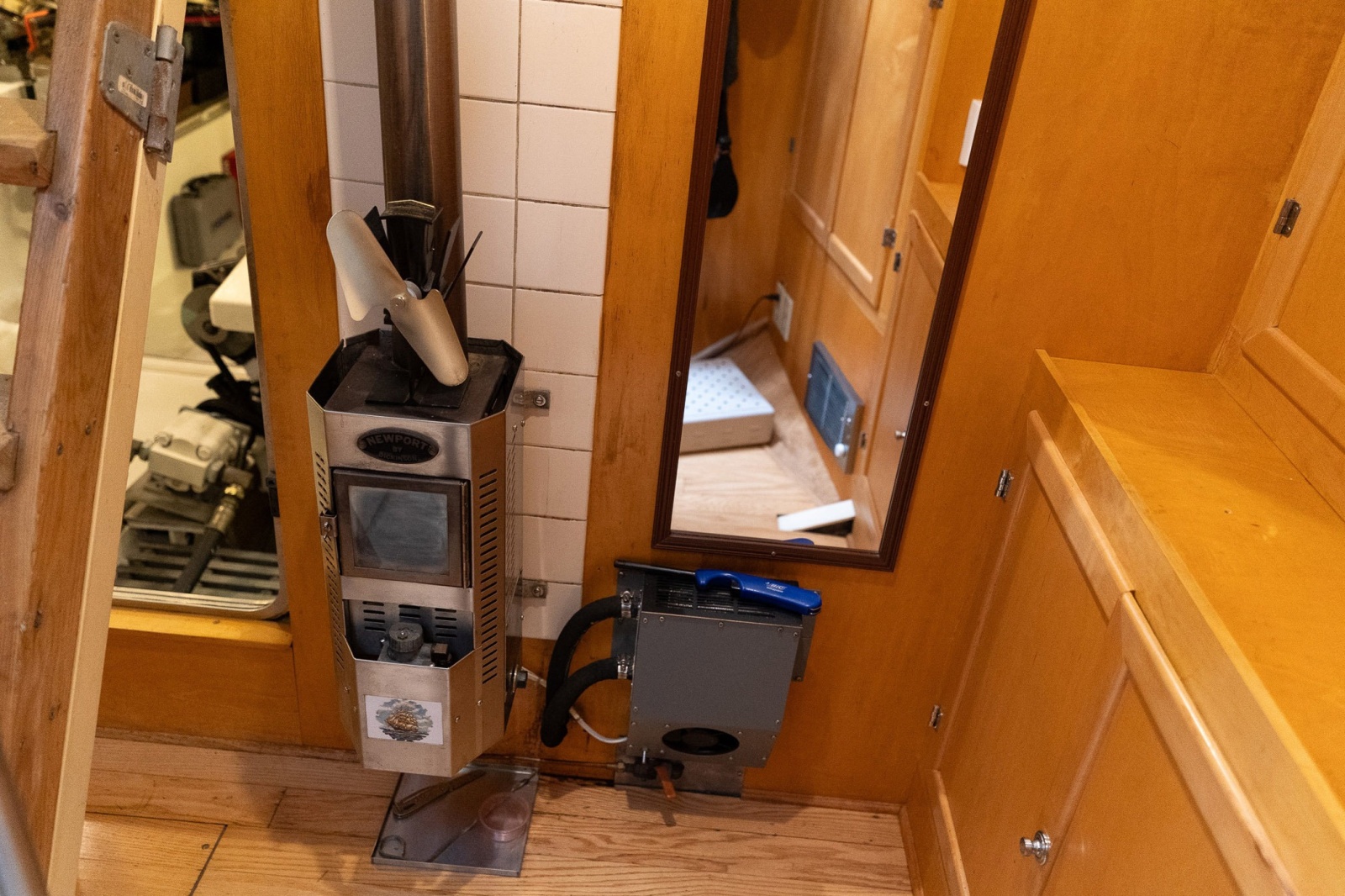 43' 1997 Custom Steel Trawler 43