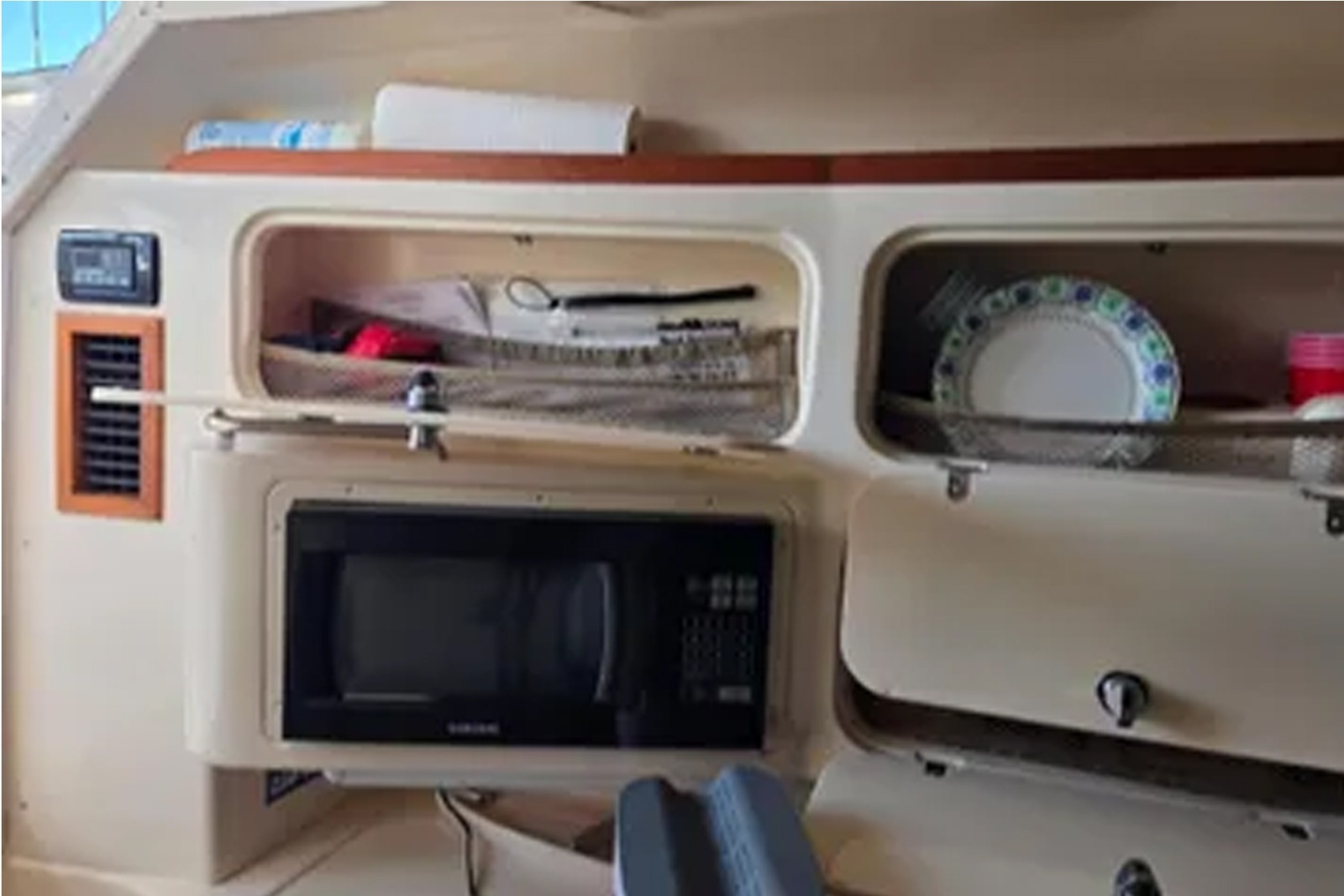 35ft Grady White Yacht For Sale