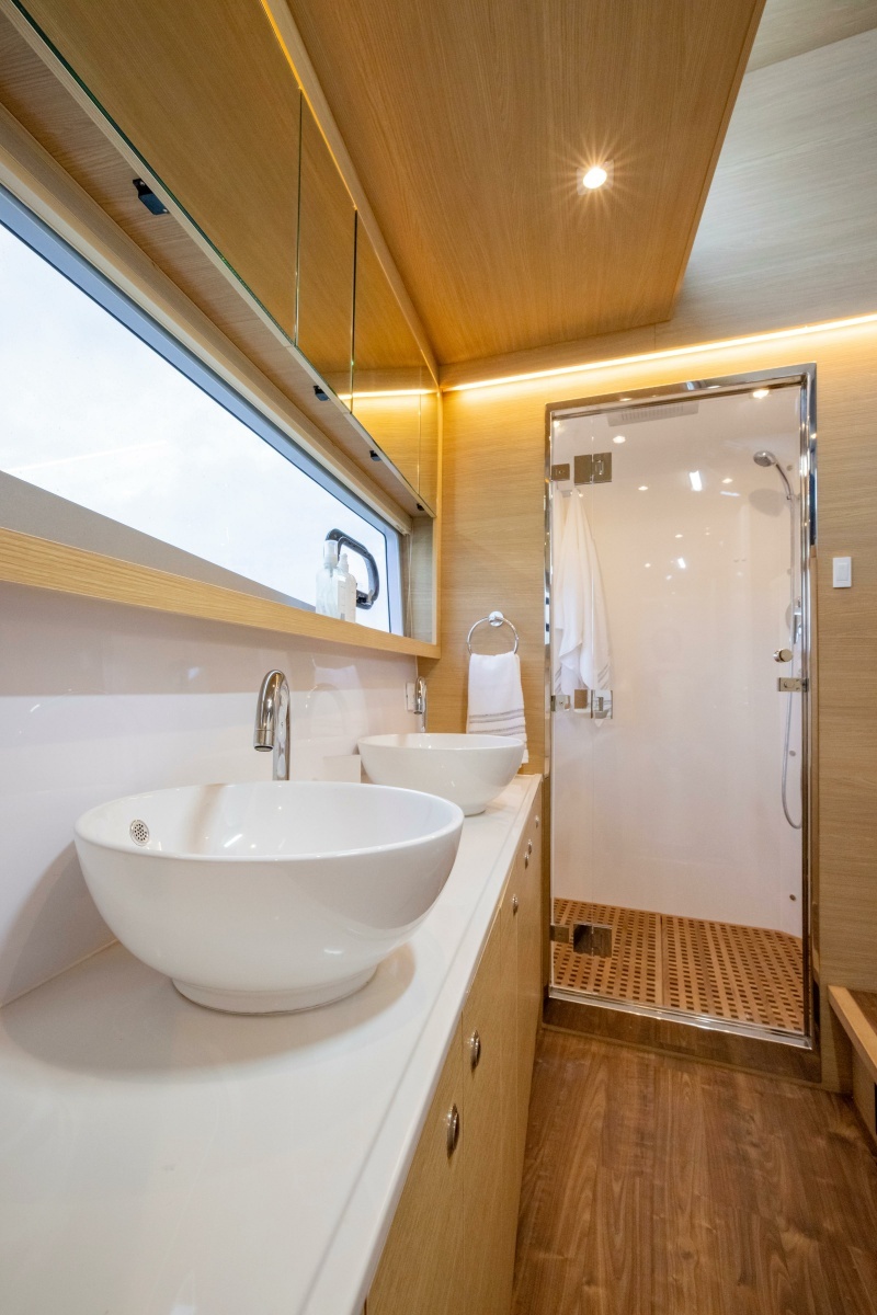 54ft Aquila Yacht For Sale