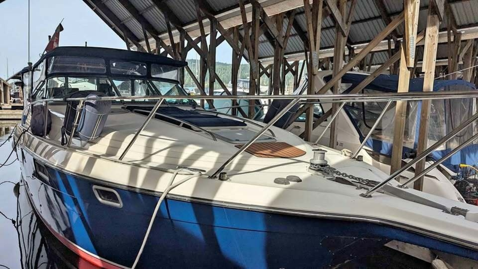 32' 1994 Maxum 3200 SCR