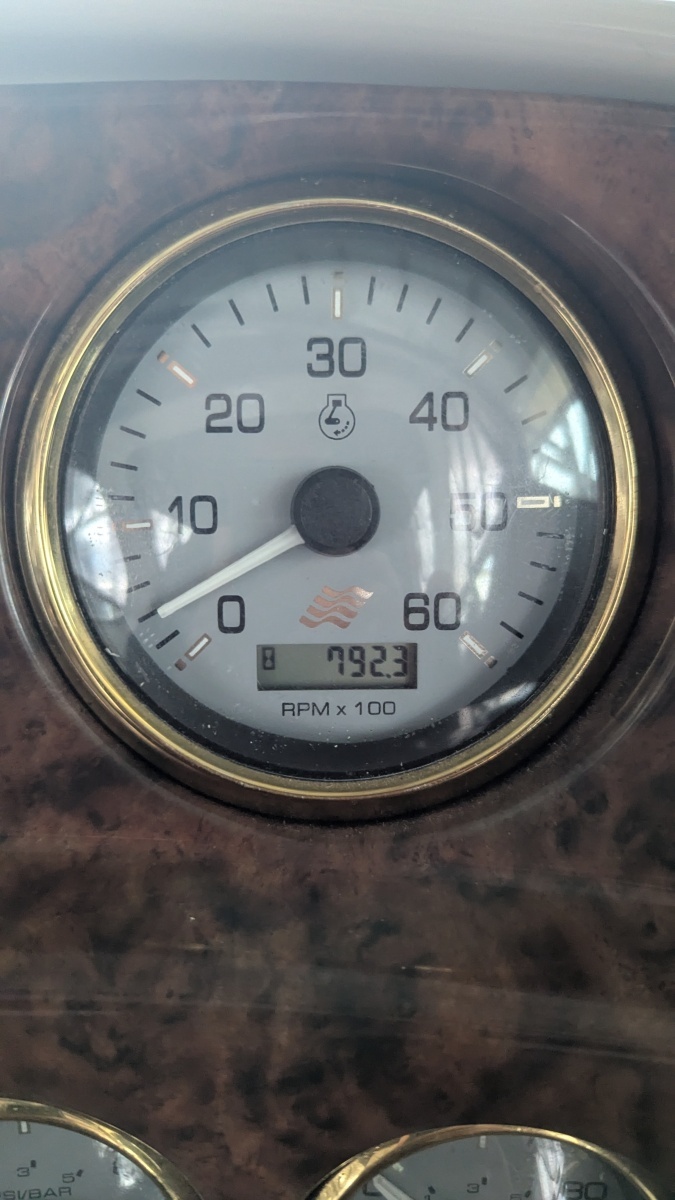 Yasmine III 29ft Four Winns Yacht For Sale