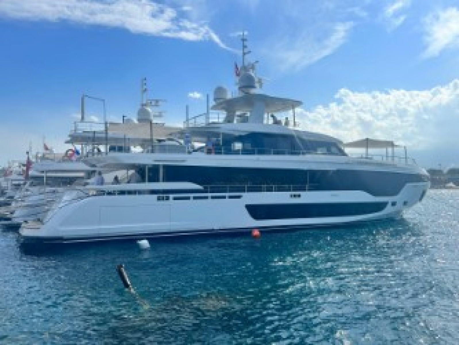 118ft Azimut Yacht For Sale