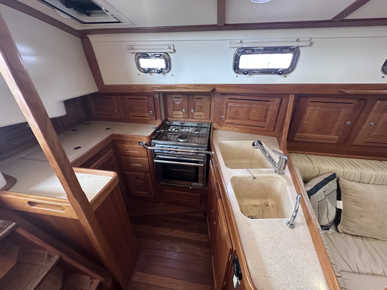 40' 2016 Tartan 4000