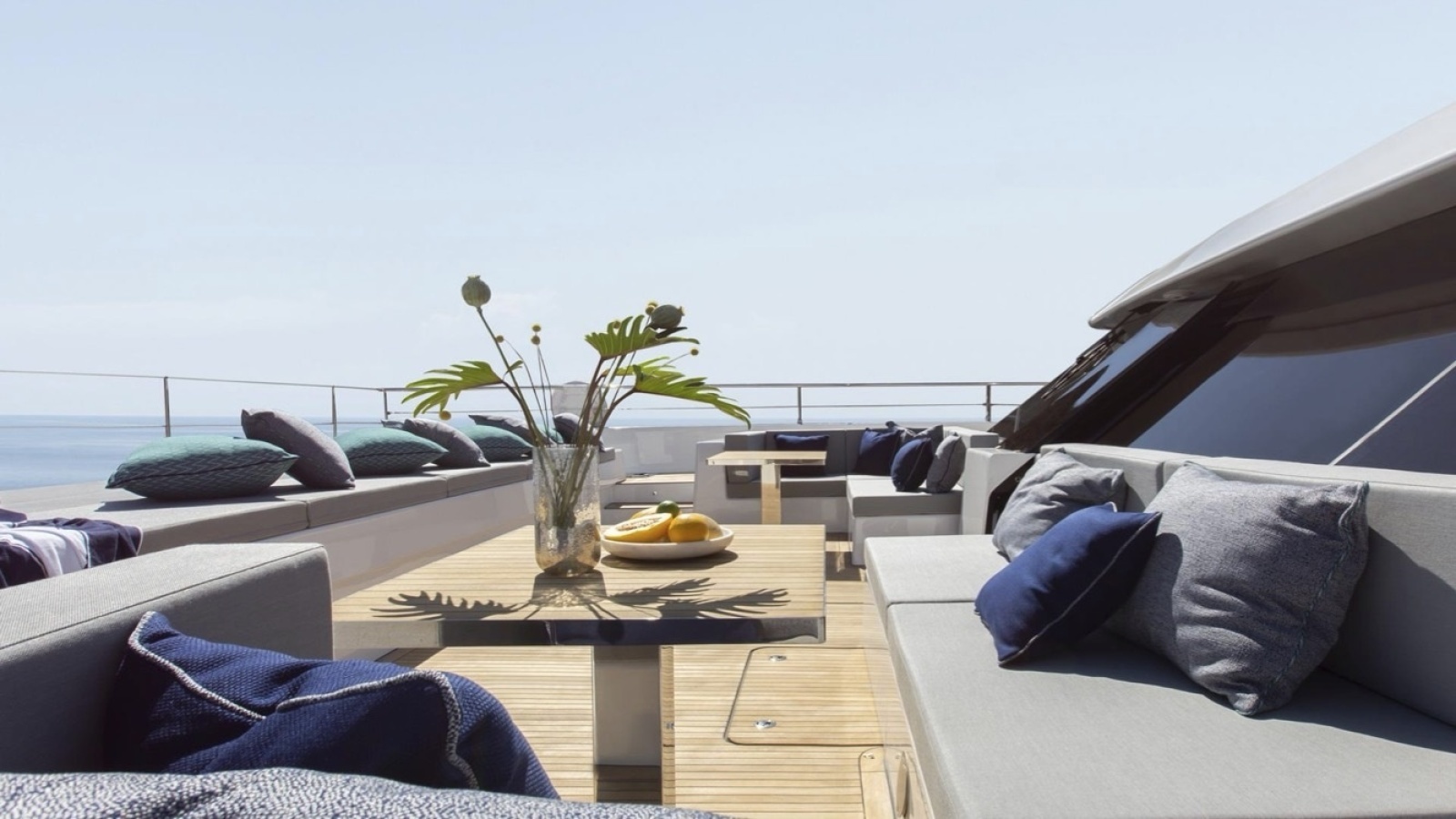 80ft Sunreef Yacht For Sale