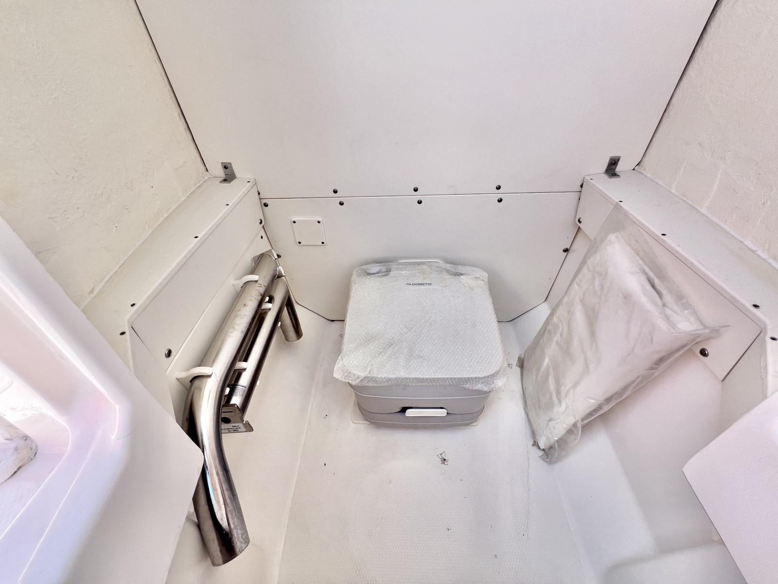 24ft Robalo Yacht For Sale