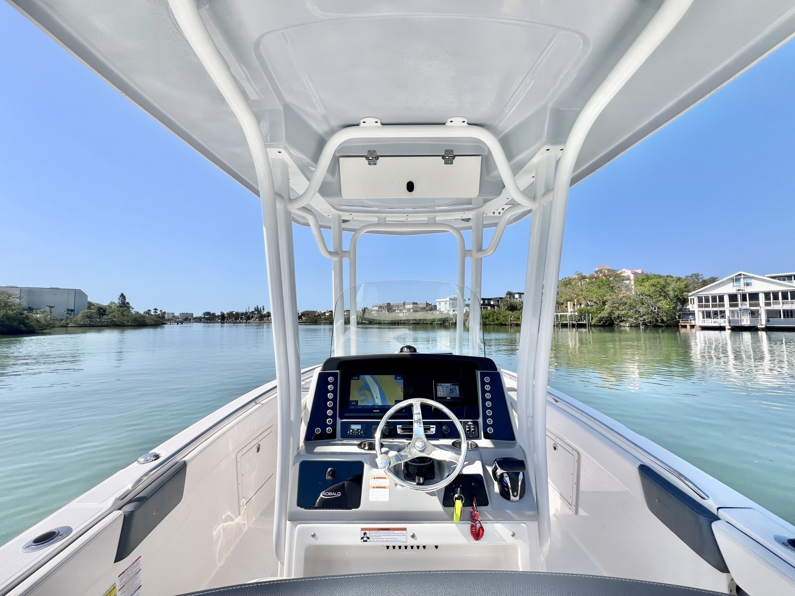 24ft Robalo Yacht For Sale