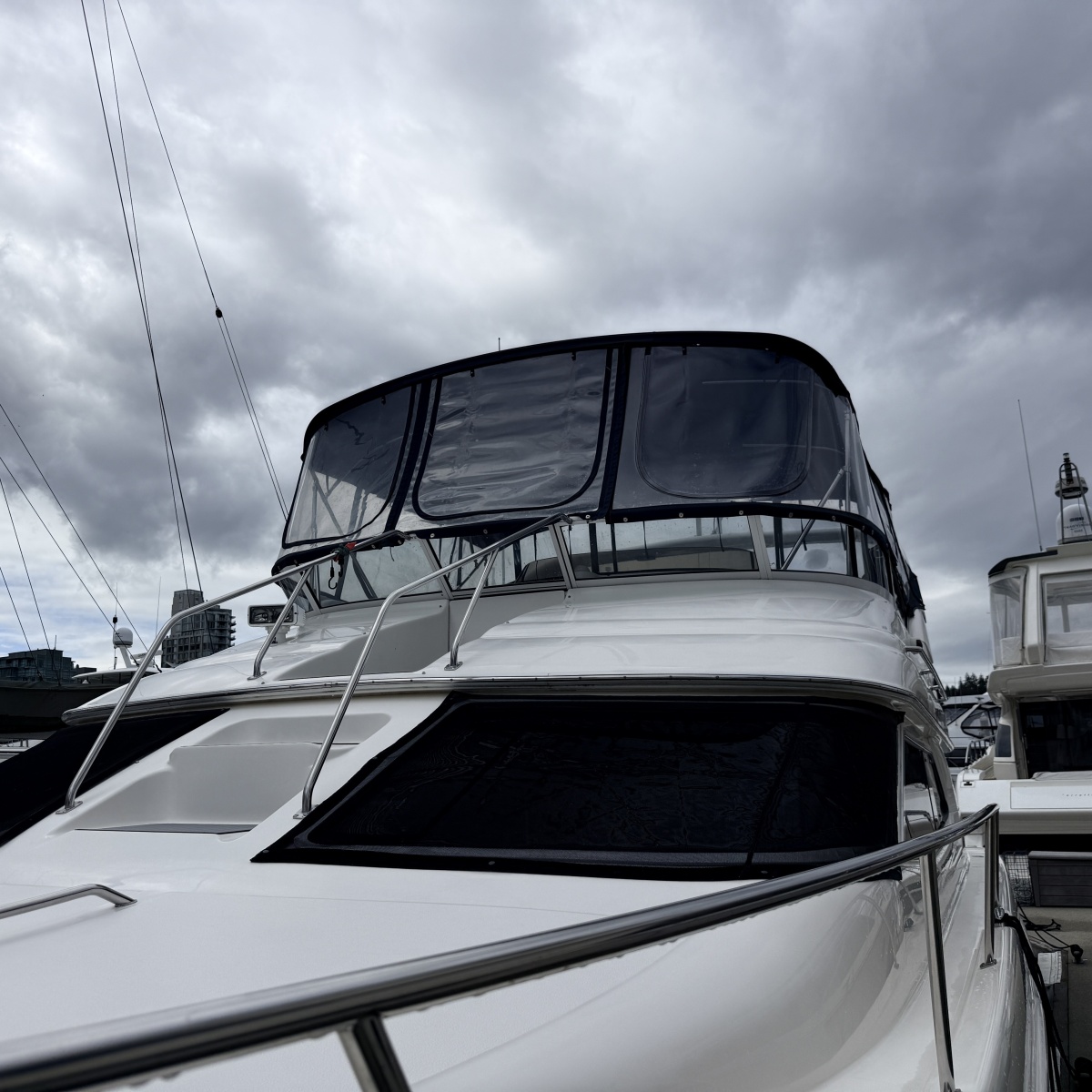 45' 2003 Sea Ray 450 Express Bridge