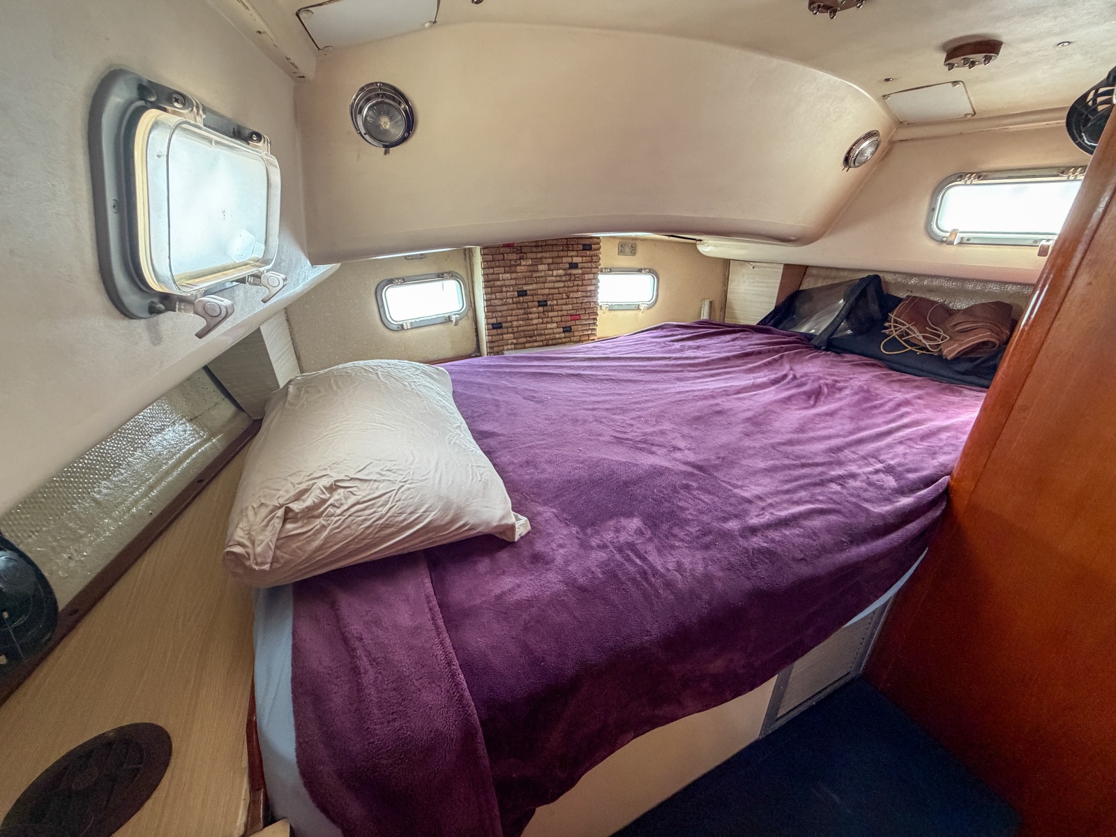 38' 1984 Pearson 385