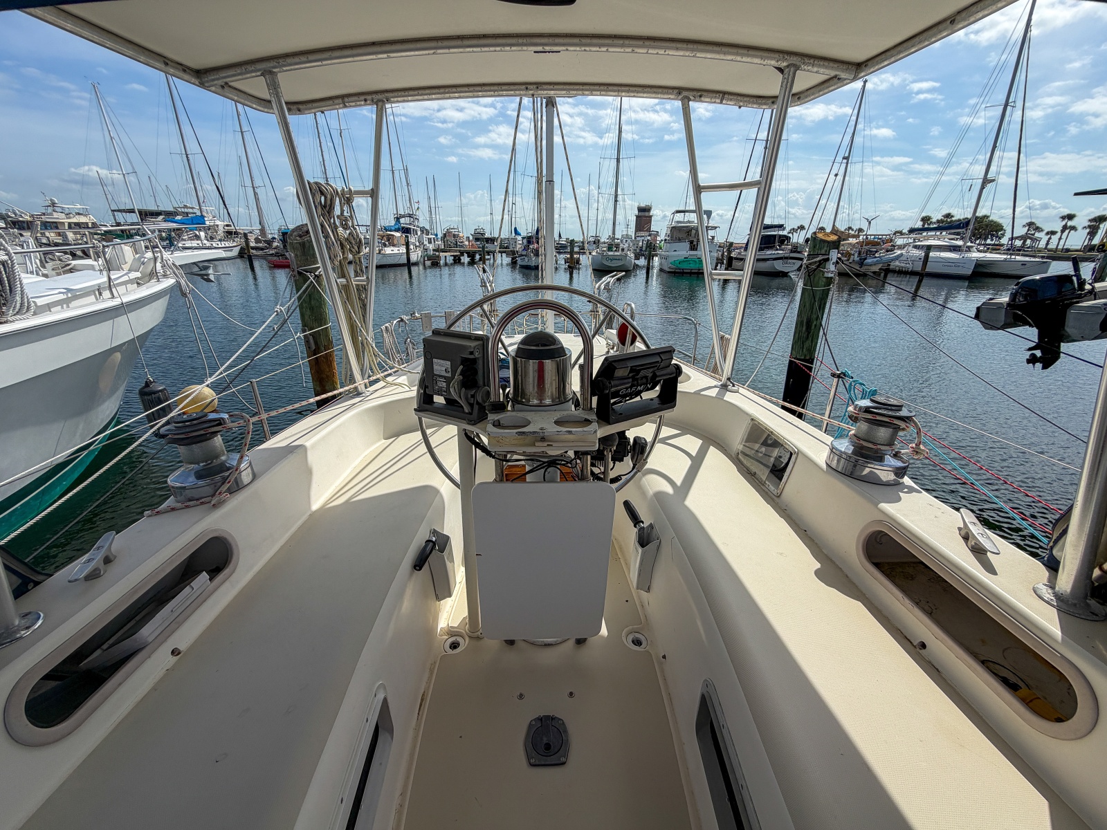 38' 1984 Pearson 385