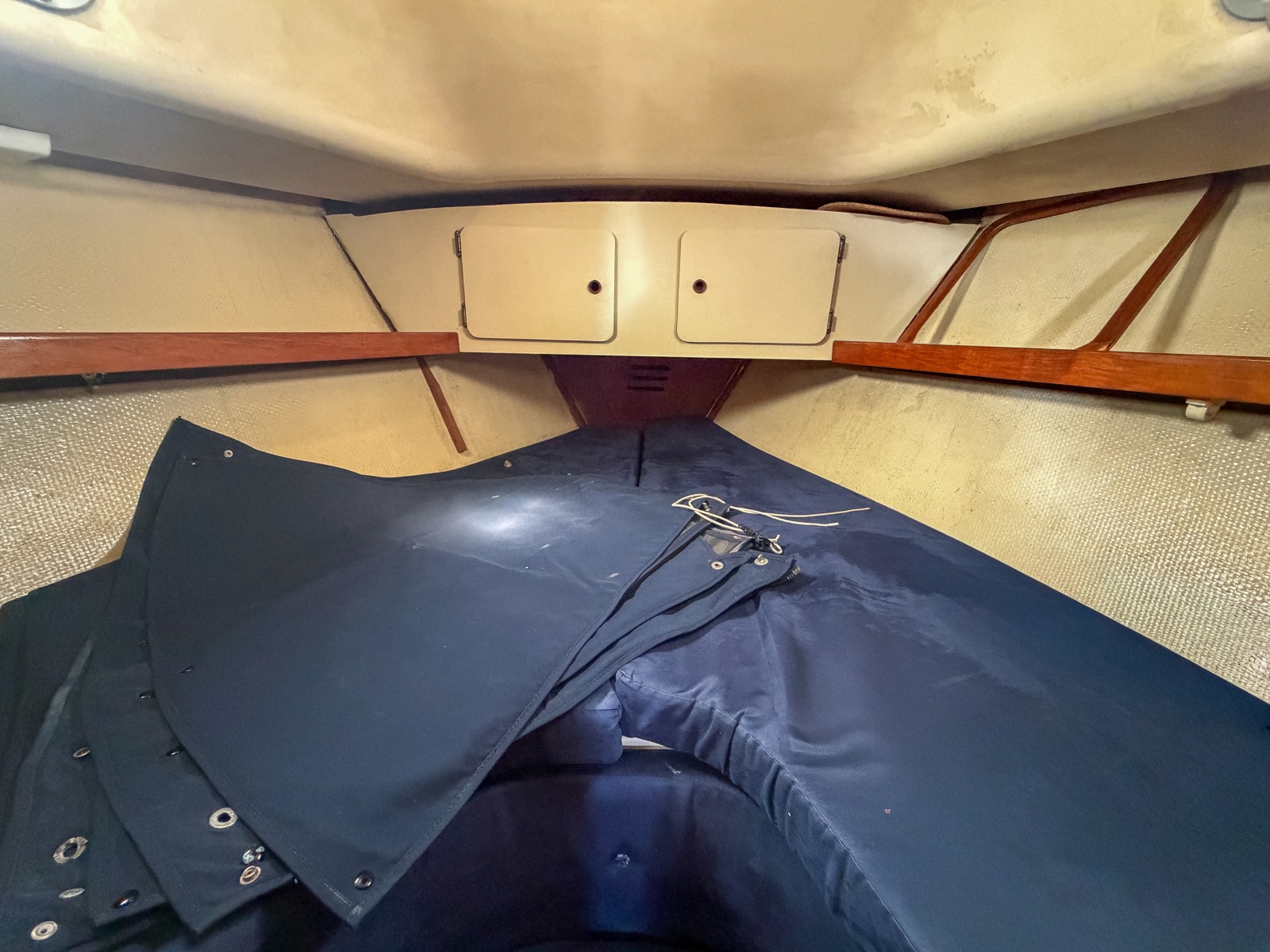 38' 1984 Pearson 385