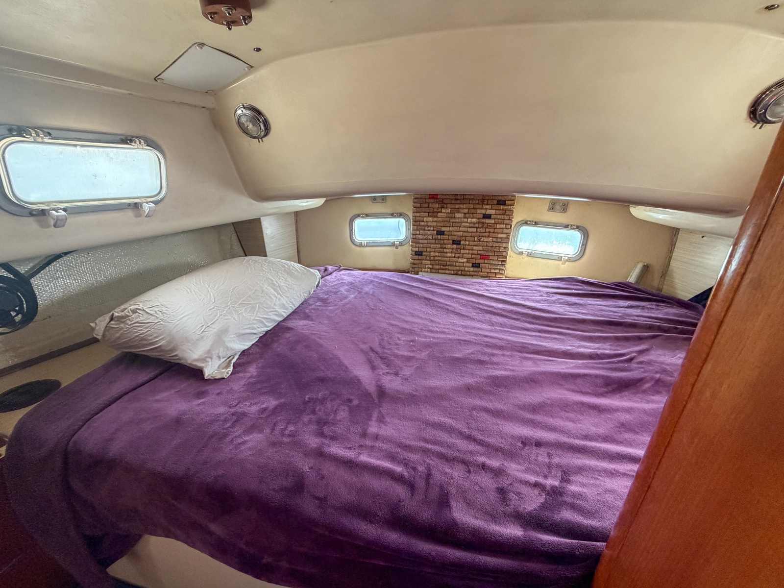 38' 1984 Pearson 385