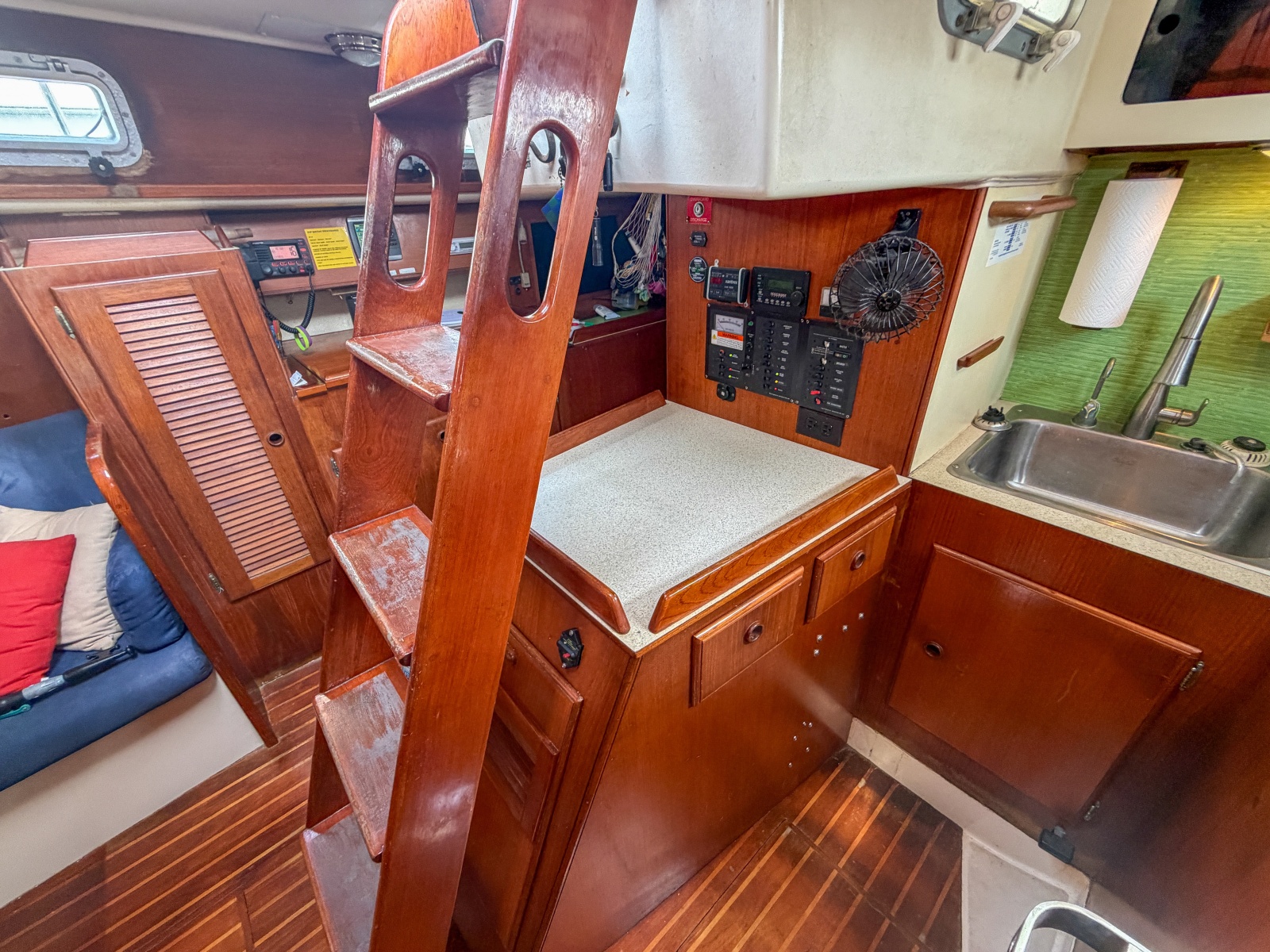 38' 1984 Pearson 385