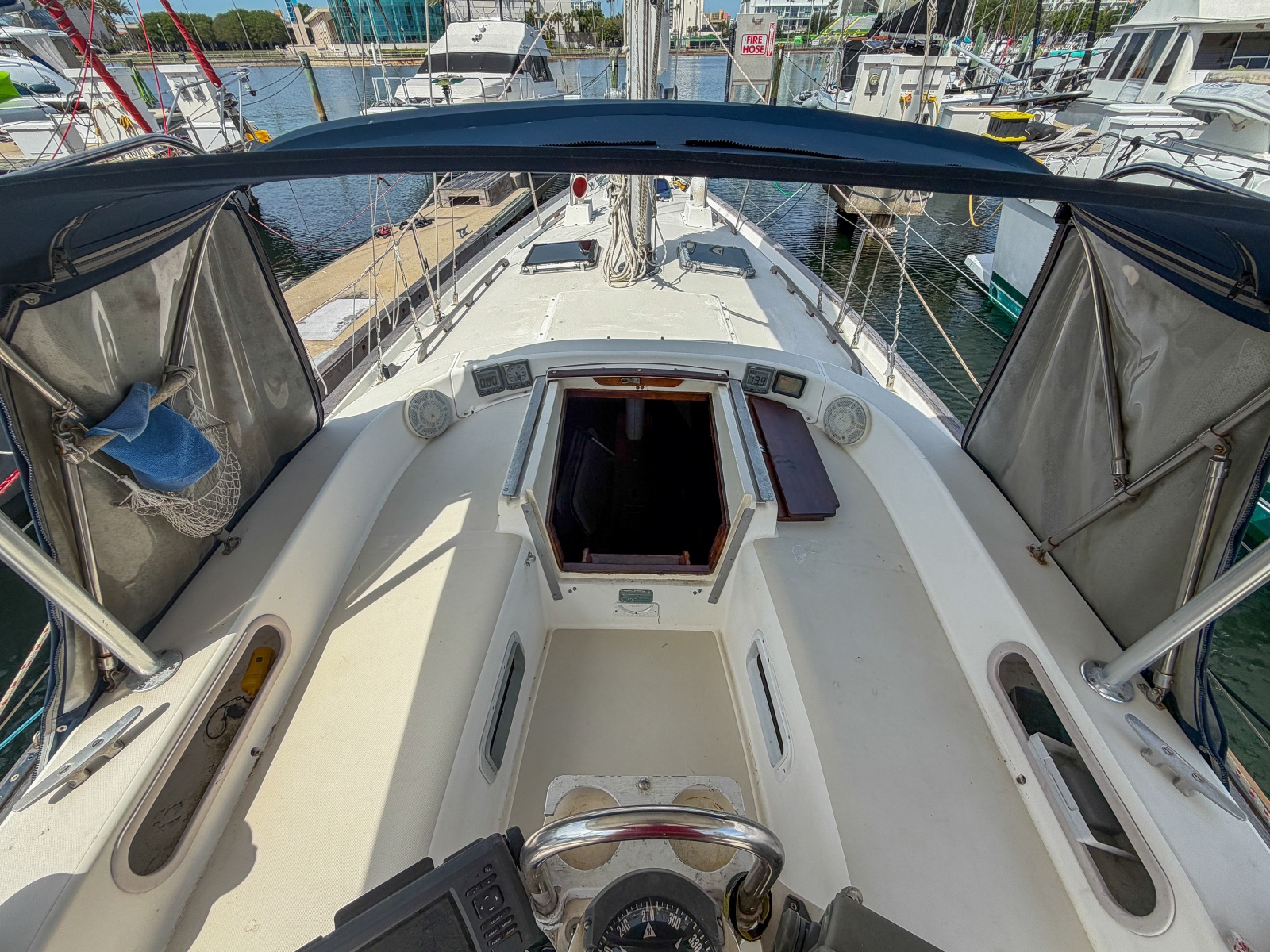 38' 1984 Pearson 385