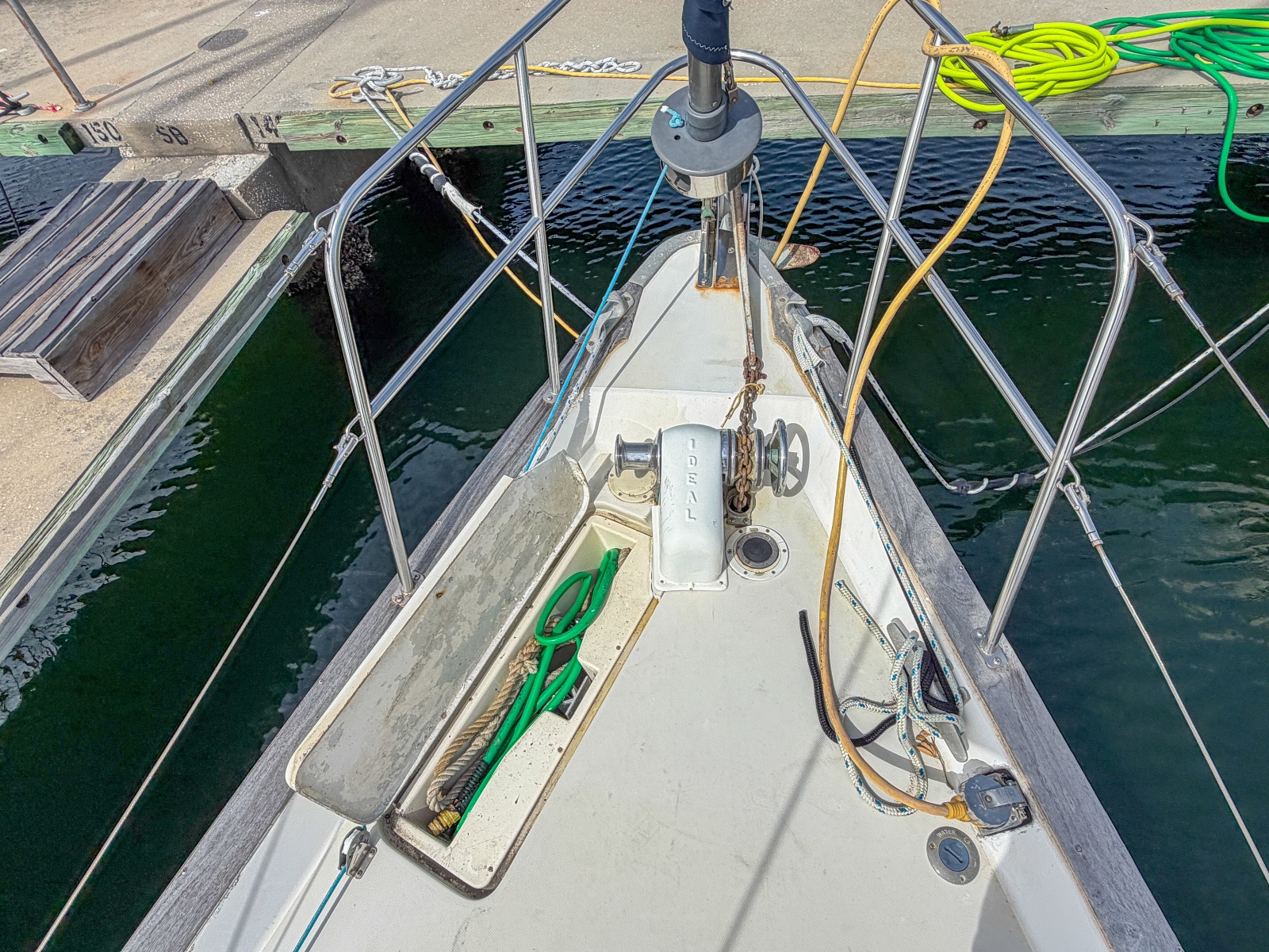 38' 1984 Pearson 385