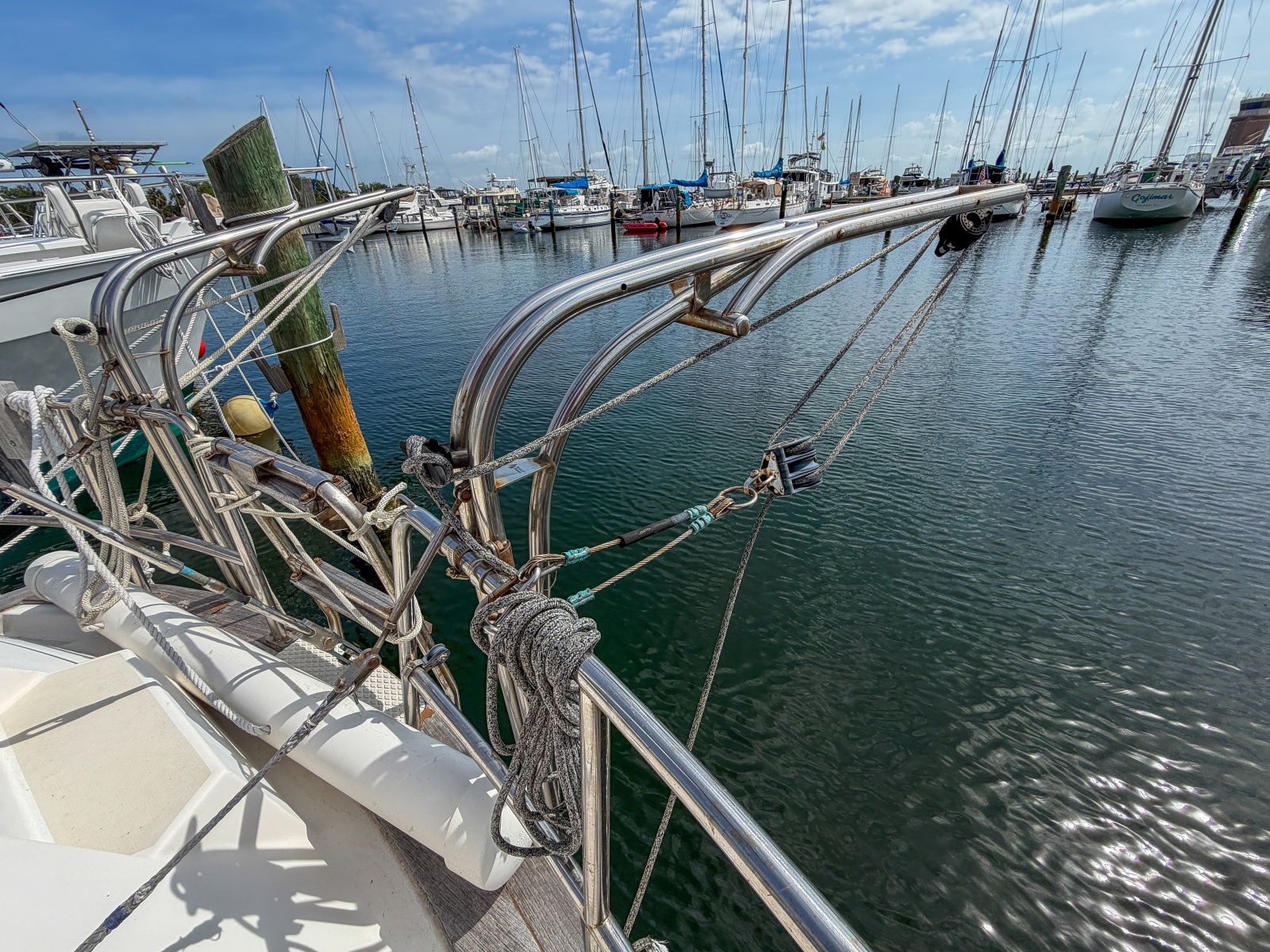 38' 1984 Pearson 385