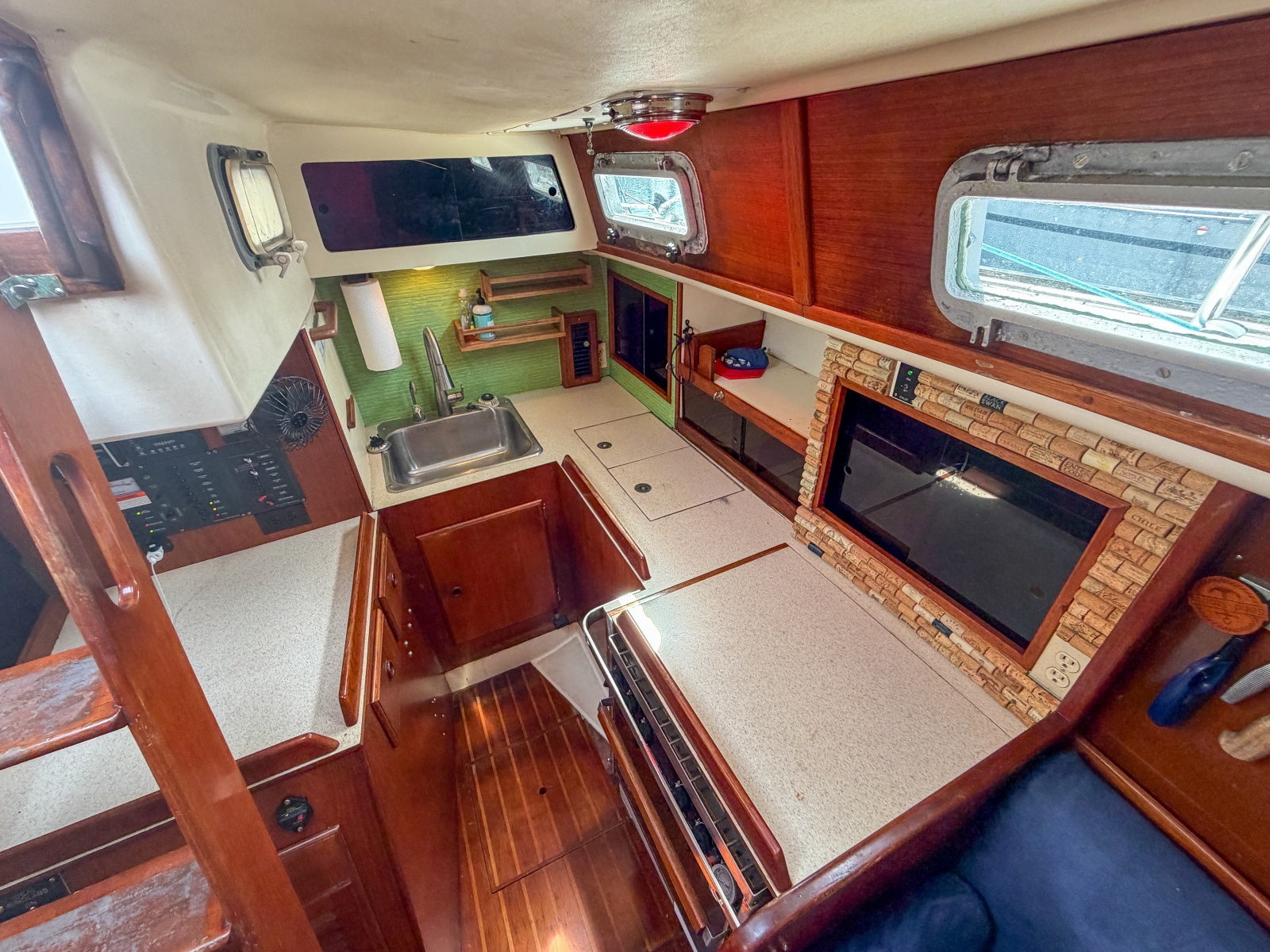 38' 1984 Pearson 385