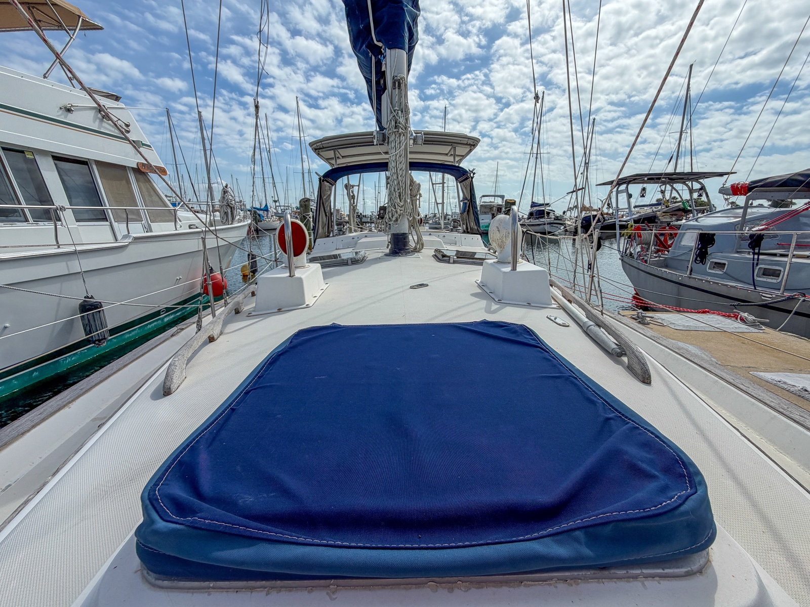 38' 1984 Pearson 385