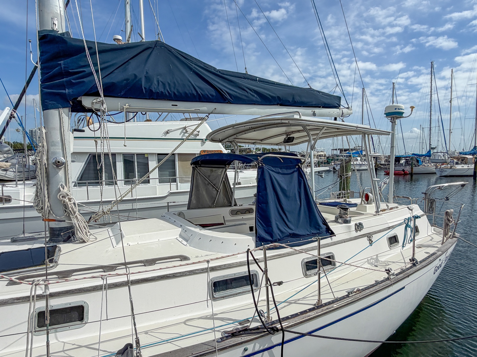 38' 1984 Pearson 385