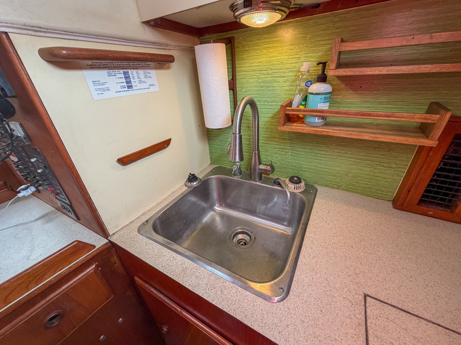 38' 1984 Pearson 385