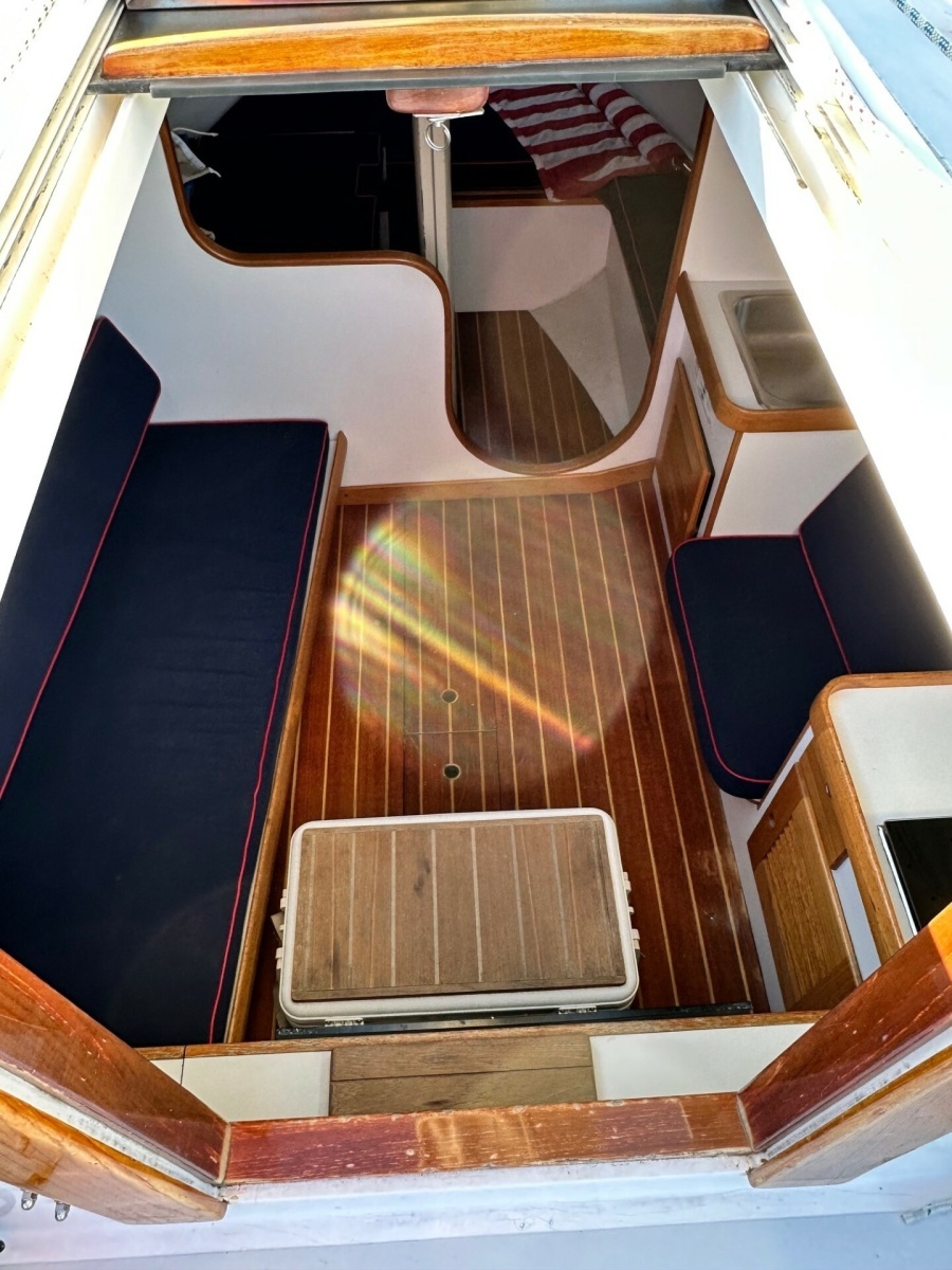 2002 Alerion Express