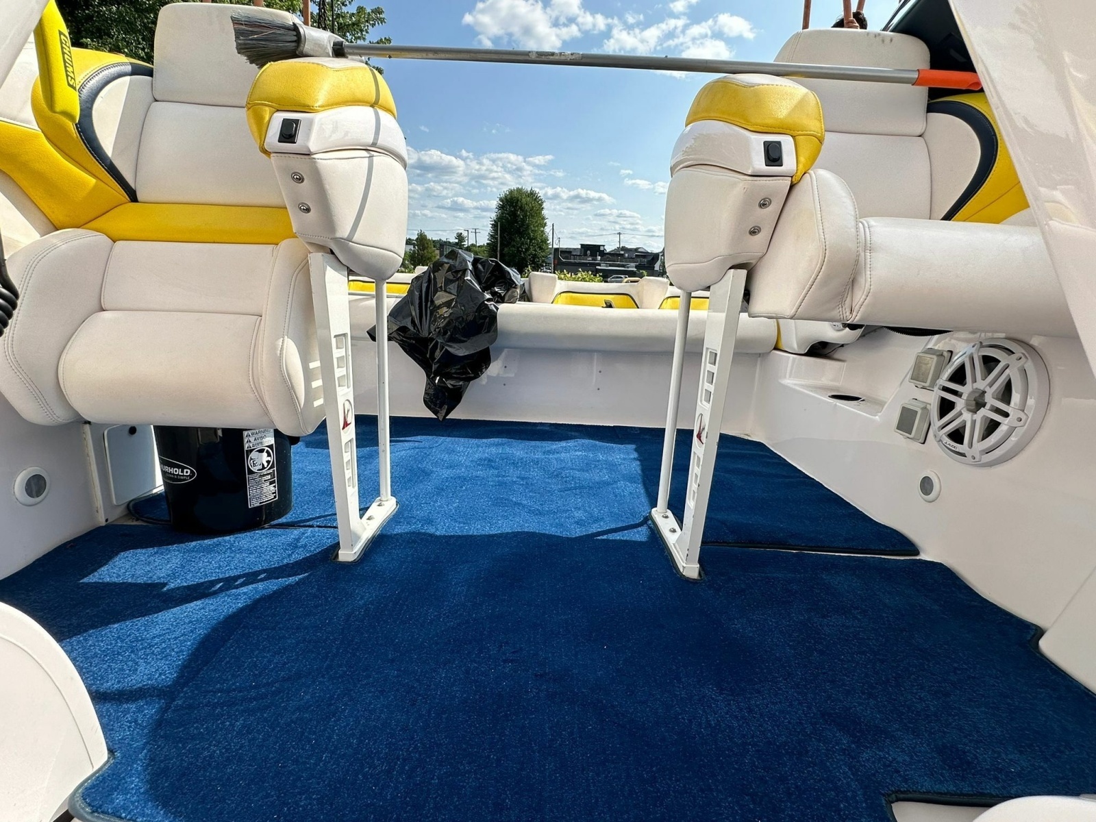 Jaw Dropper 38ft Donzi Yacht For Sale