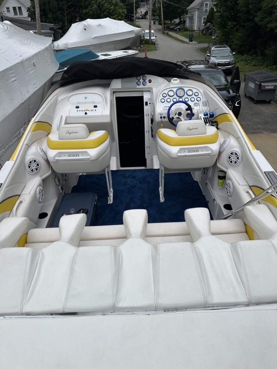 Jaw Dropper 38ft Donzi Yacht For Sale