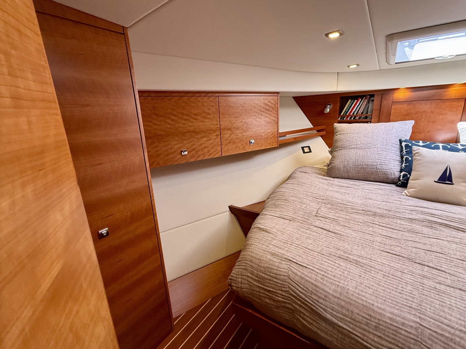 Uhuru 45ft Coastal Craft Yacht For Sale