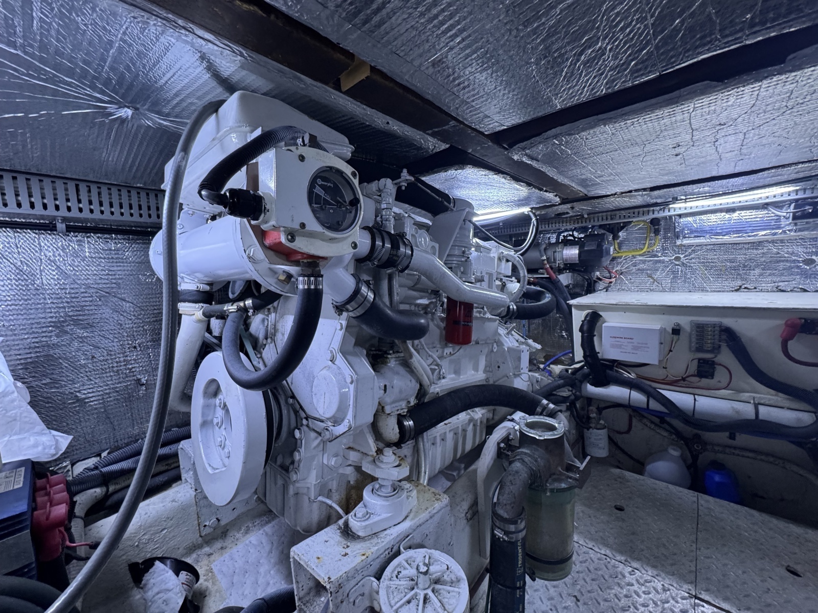 The Other Side  47ft Lien Hwa Yacht For Sale