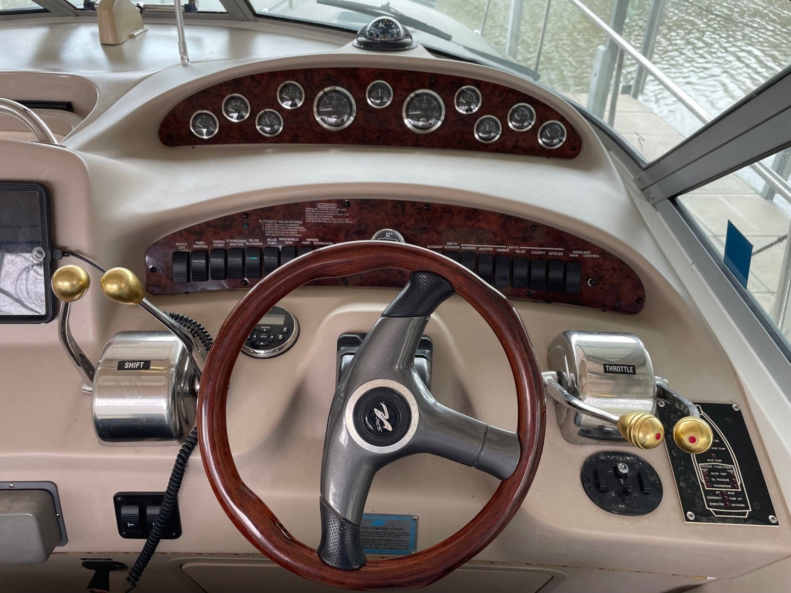 Latitude Adjustment 34ft Sea Ray Yacht For Sale