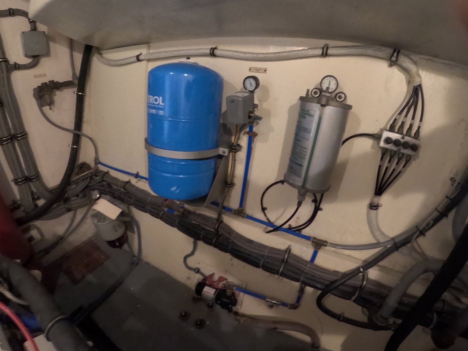 Lady Melan 54ft Hatteras Yacht For Sale