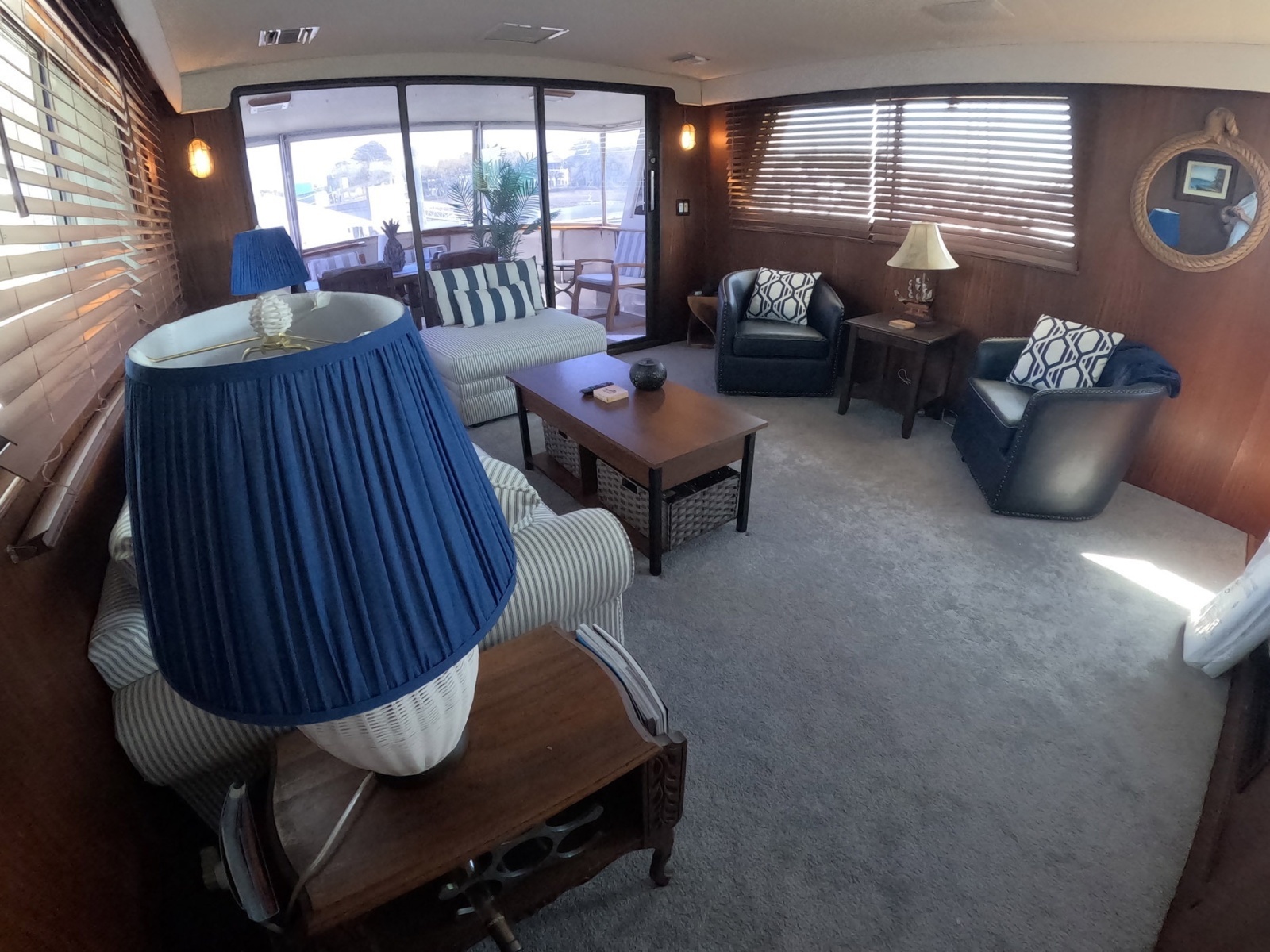 Lady Melan 54ft Hatteras Yacht For Sale