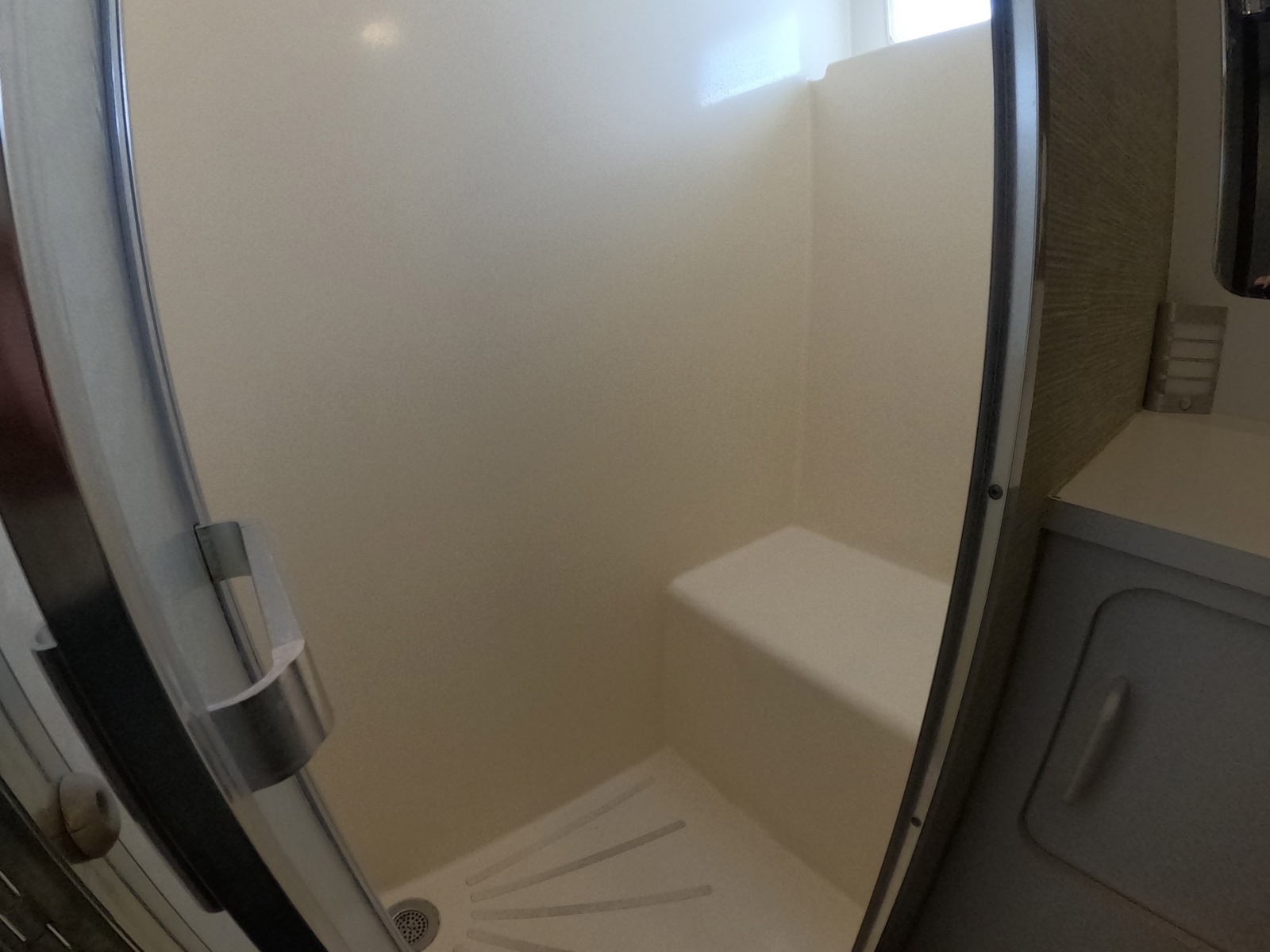 Lady Melan 54ft Hatteras Yacht For Sale