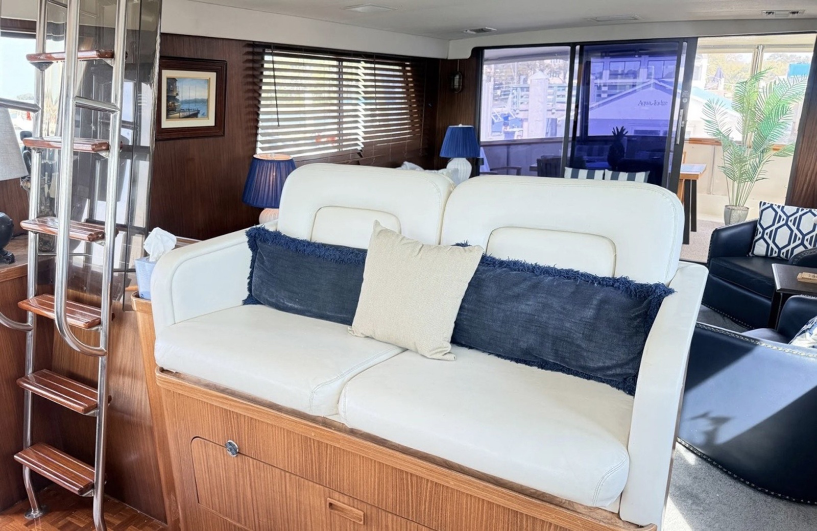 Lady Melan 54ft Hatteras Yacht For Sale