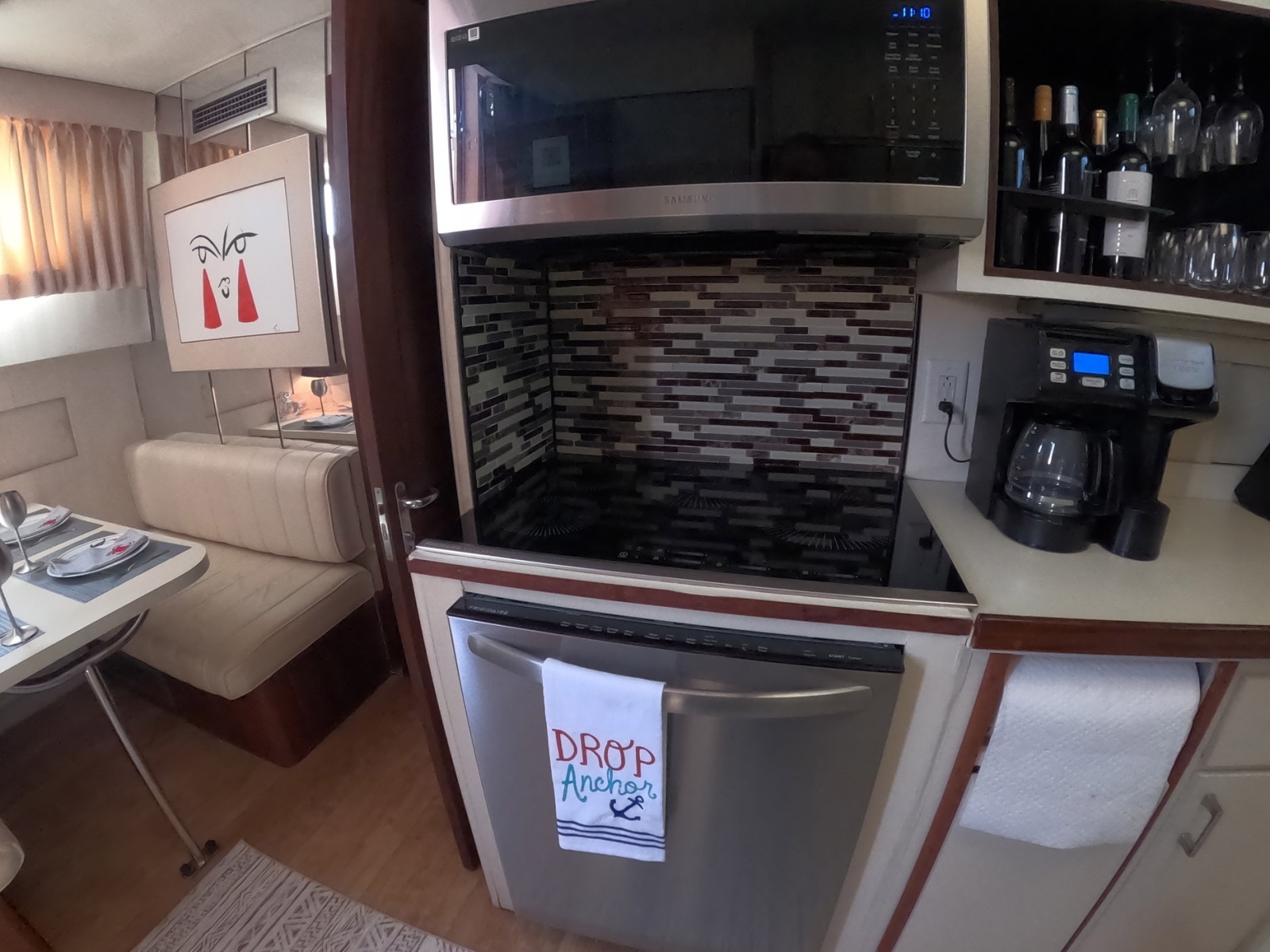 Lady Melan 54ft Hatteras Yacht For Sale