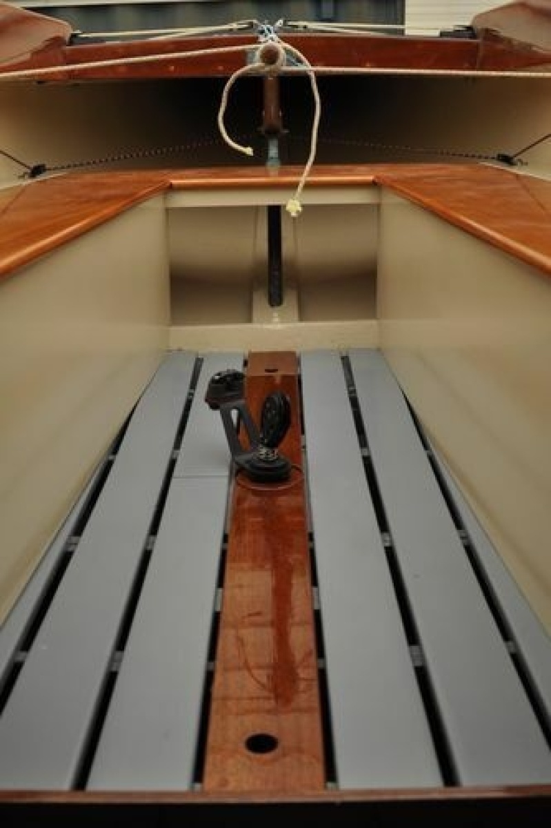 Romp 26ft Luders Yacht For Sale