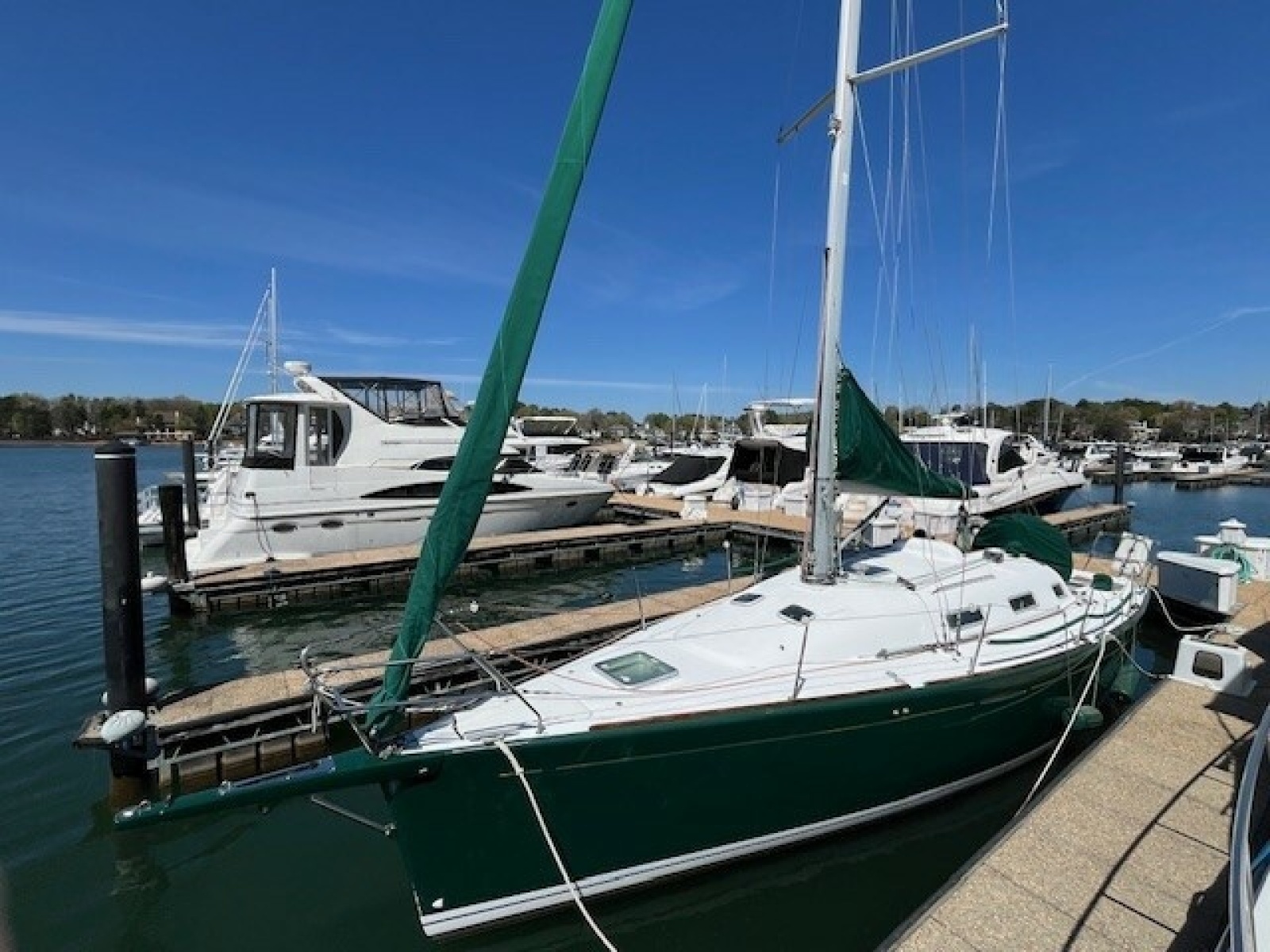 36ft Beneteau Yacht For Sale