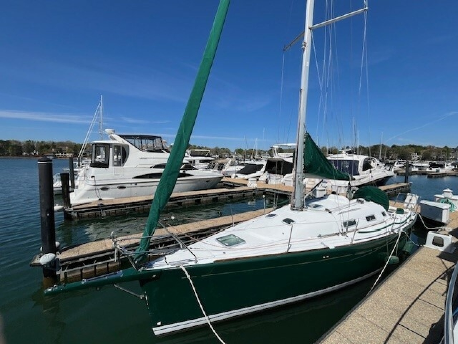 36ft Beneteau Yacht For Sale