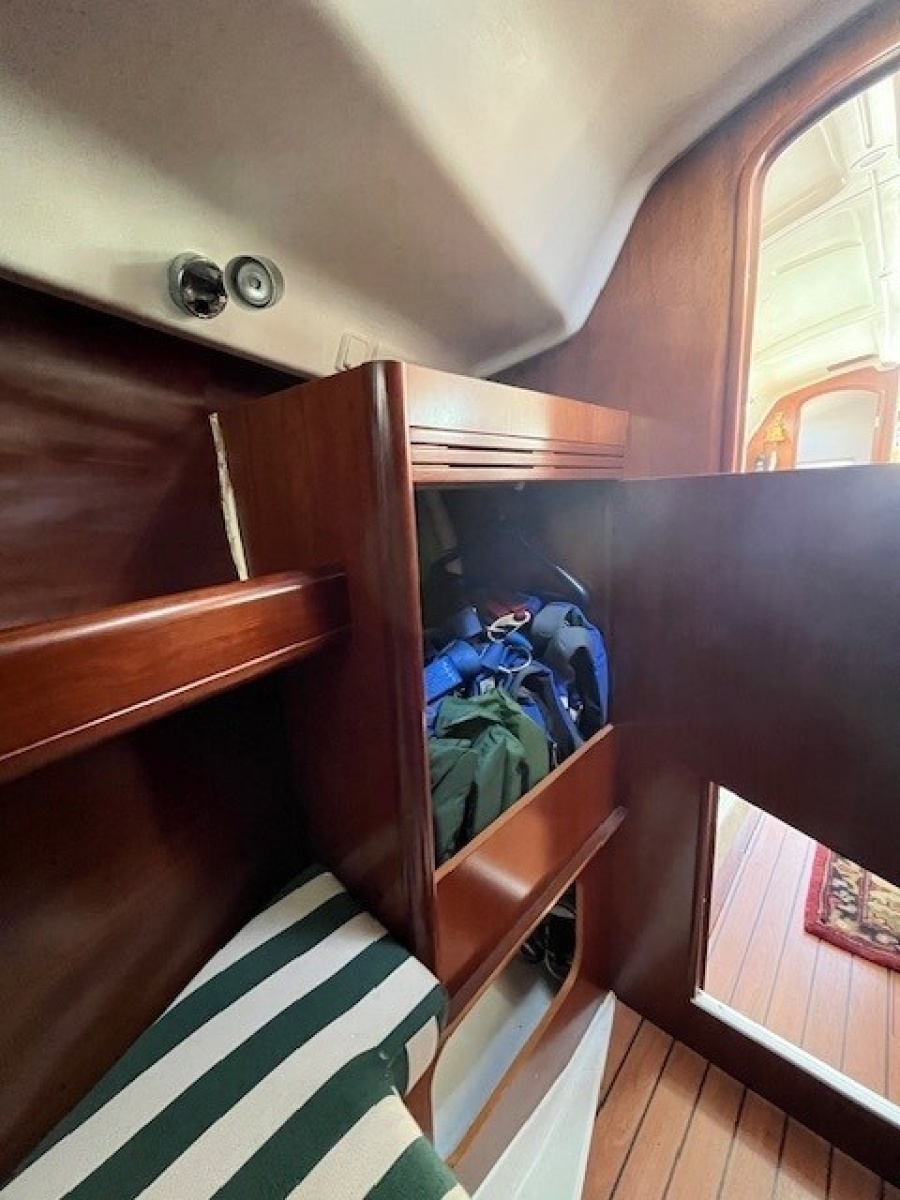 36' 2005 Beneteau First 36.7